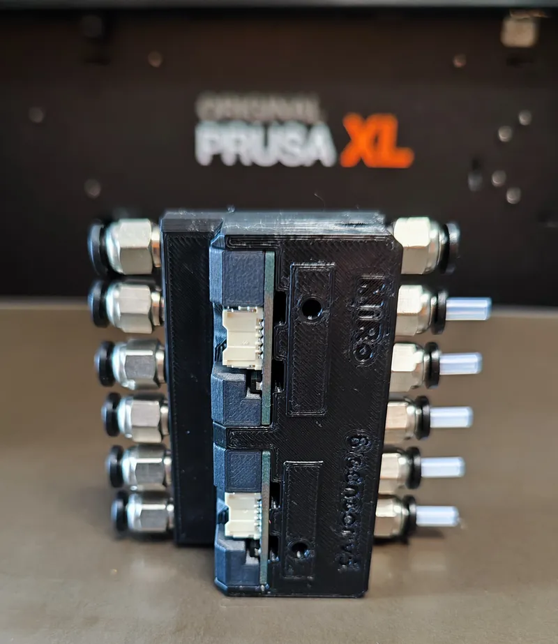 XL Filament sensor blok x6 with PC4-M6 von michaljanowski1978@gmail.com ...