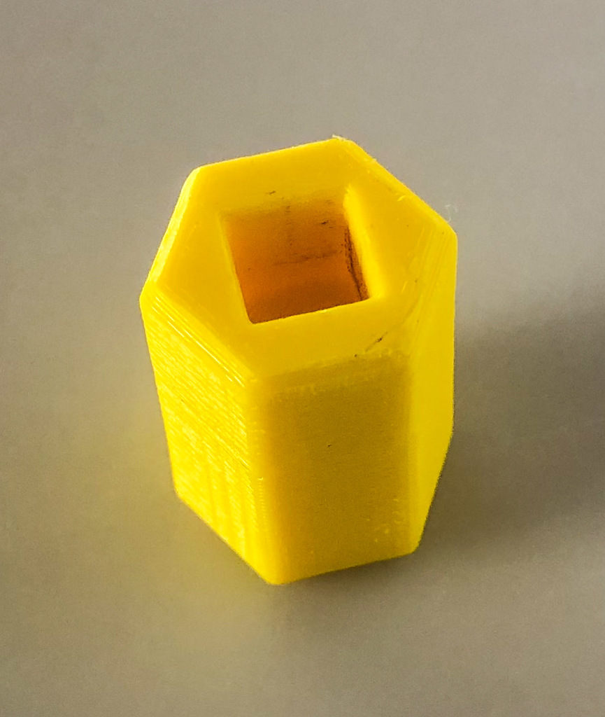 Miniatura 5 do modelo 3D Driver Bit Adapter