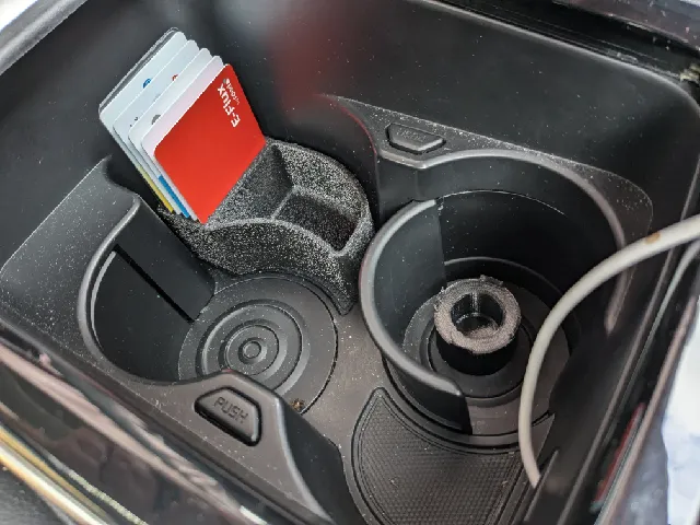 Kia e-Niro Coin Box/Card Holder