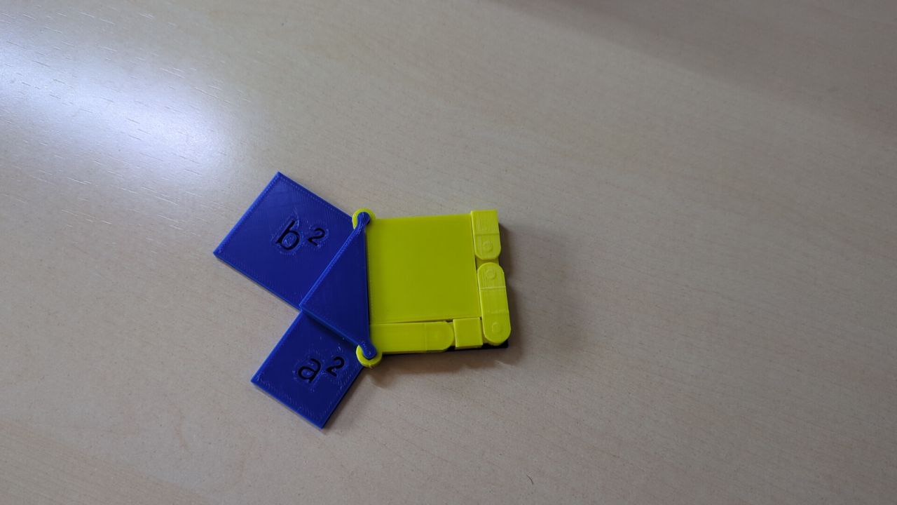Miniatura 3 do modelo 3D Pythagorean proof with lowercase labels