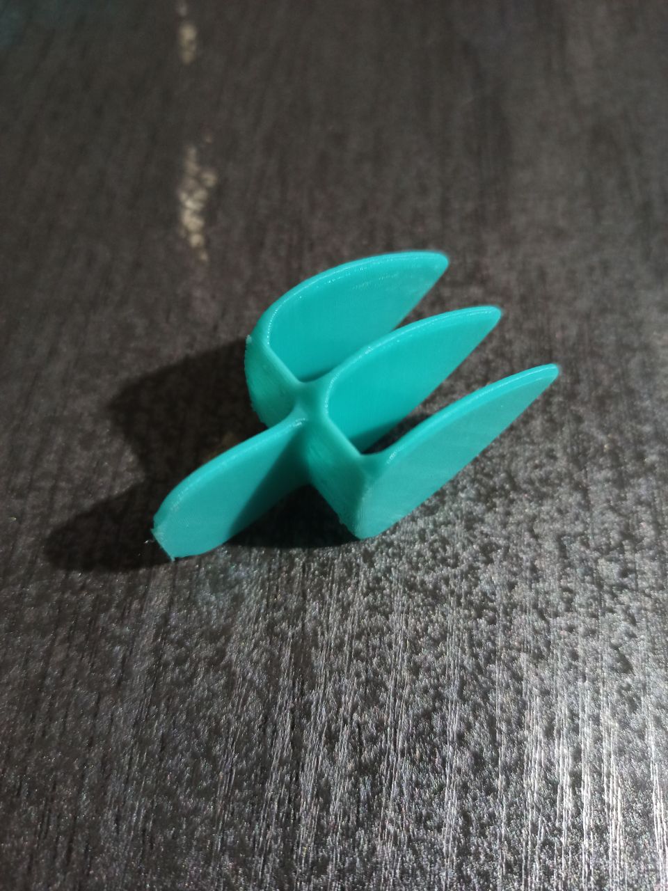 Triple guitar pick