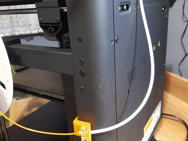 Flashforge Adventurer 5M - PTFE tube side clip