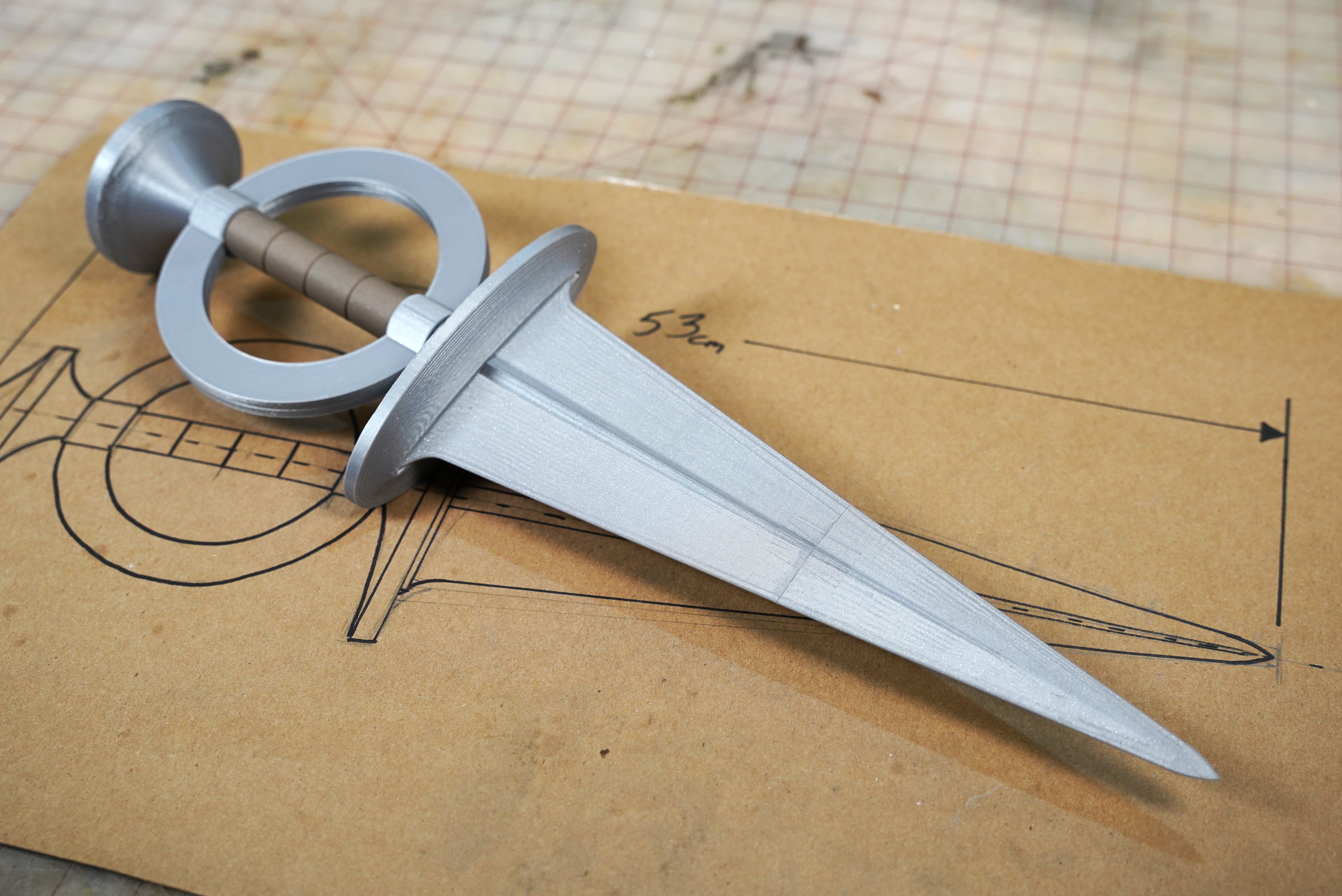Riven Moiety Dagger Prop
