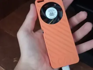 Tiny portable pocket fan -40mm fan Remix