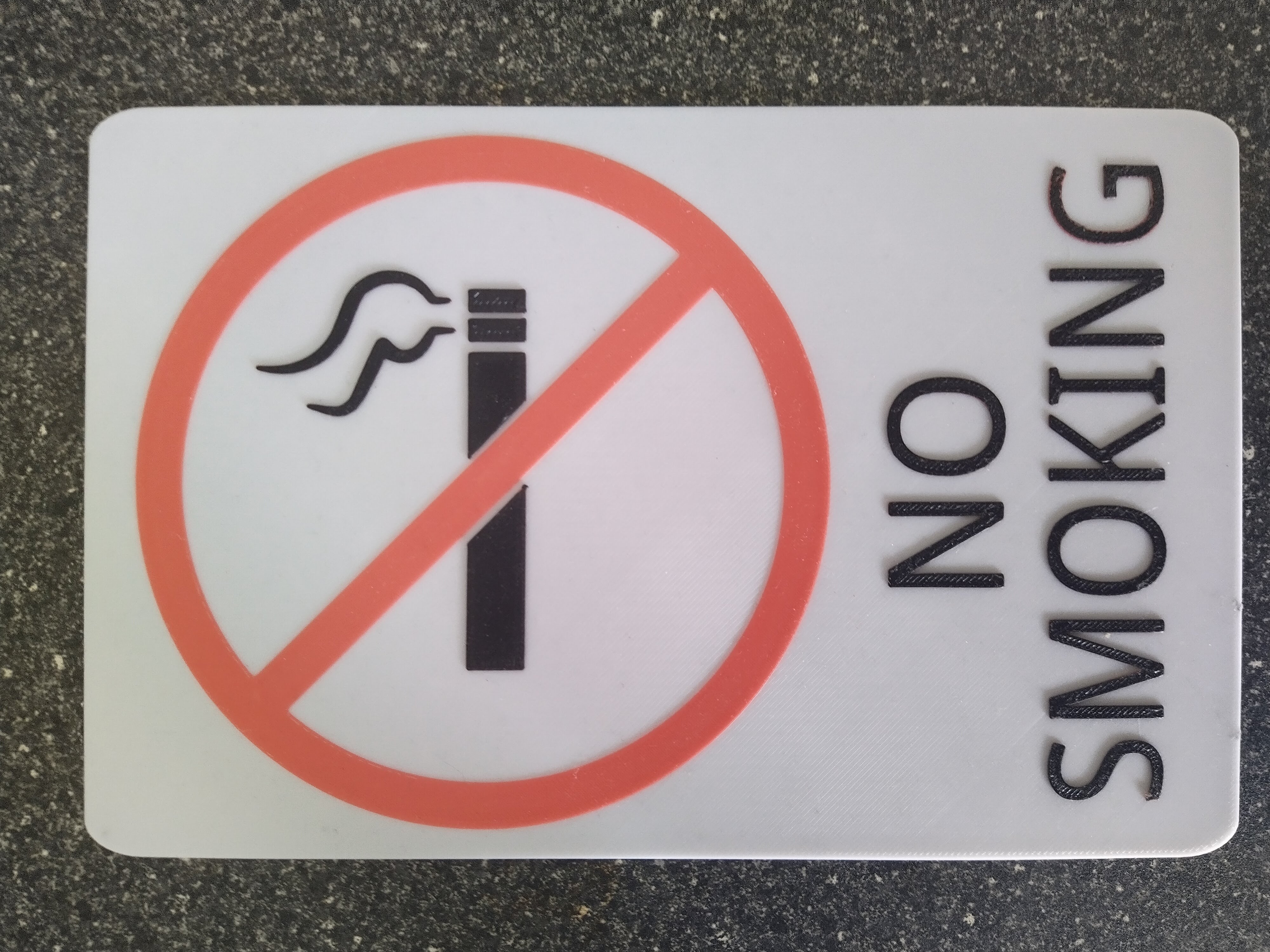 NO SMOKING SIGN WITH TEXT