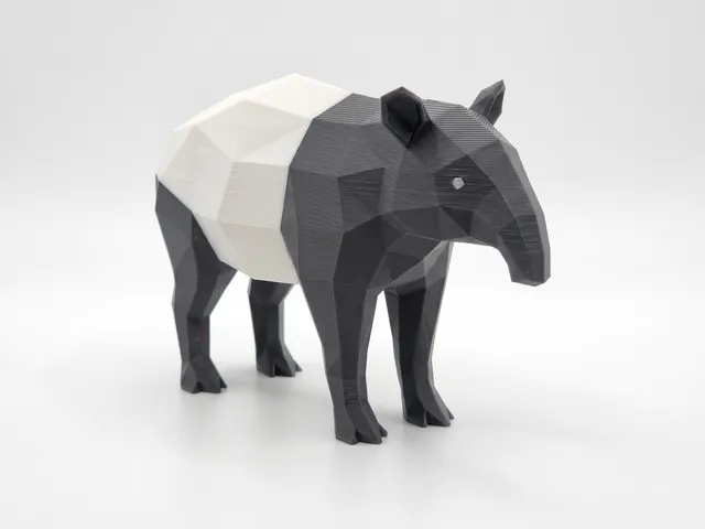 Tobi the Tapir - Low Poly ZOO