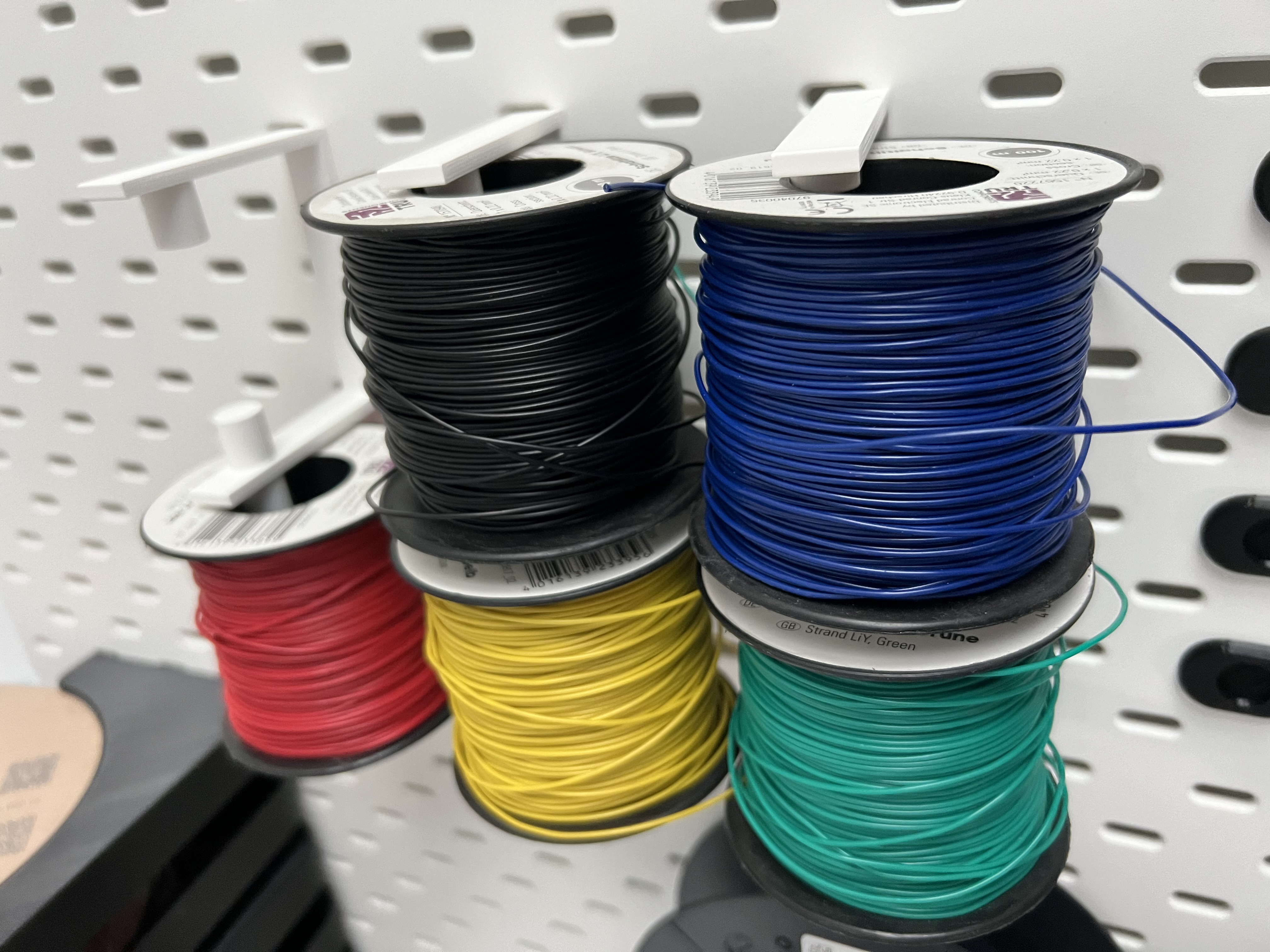 Skadis Cable Spool Holder