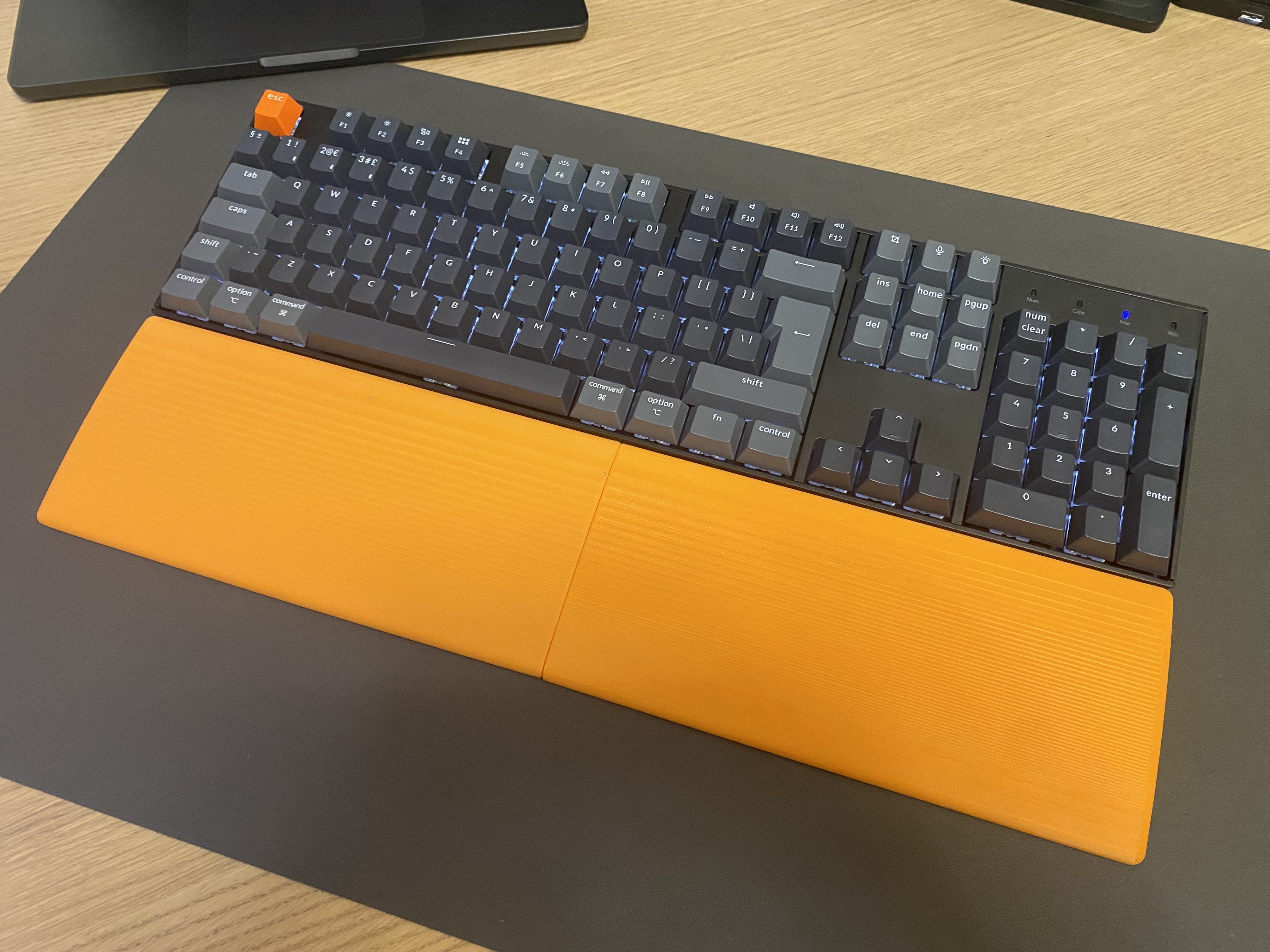 Keychron K10 V2 Full-sized keyboard palm wrest