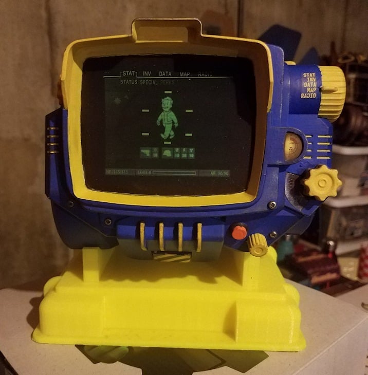 Fallout 4 Pip-Boy 3000 Display Stand by Lightswitch Creations ...