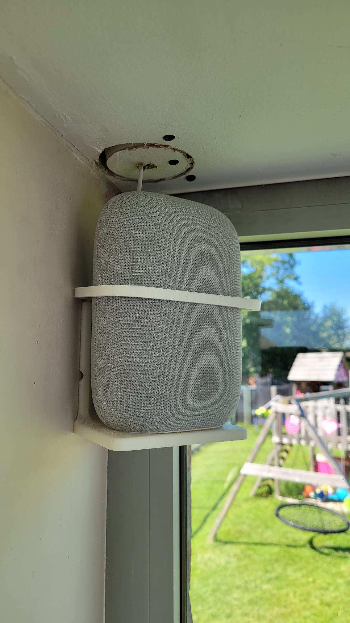 Google Nest Audio Wall corner mount by GrandNounours Download free