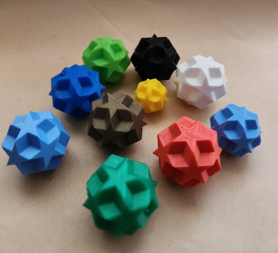 Llavero  - Estrella de 12 caras / Keychain - 12 -sided star