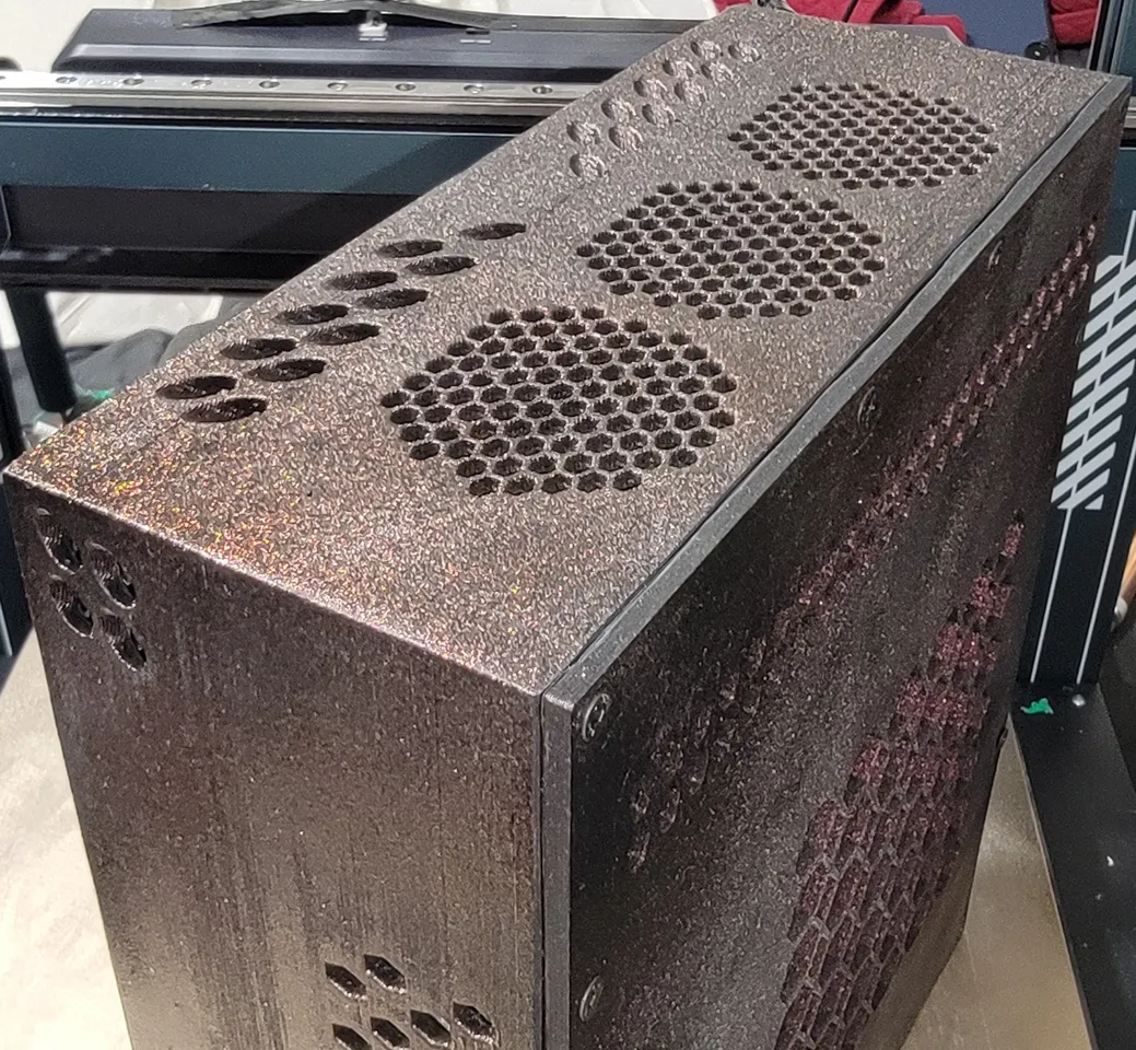 4.7 Liter ITX ASUS 4060 LP, Asrock B650i Case 500W HDPLEX by Tykwa