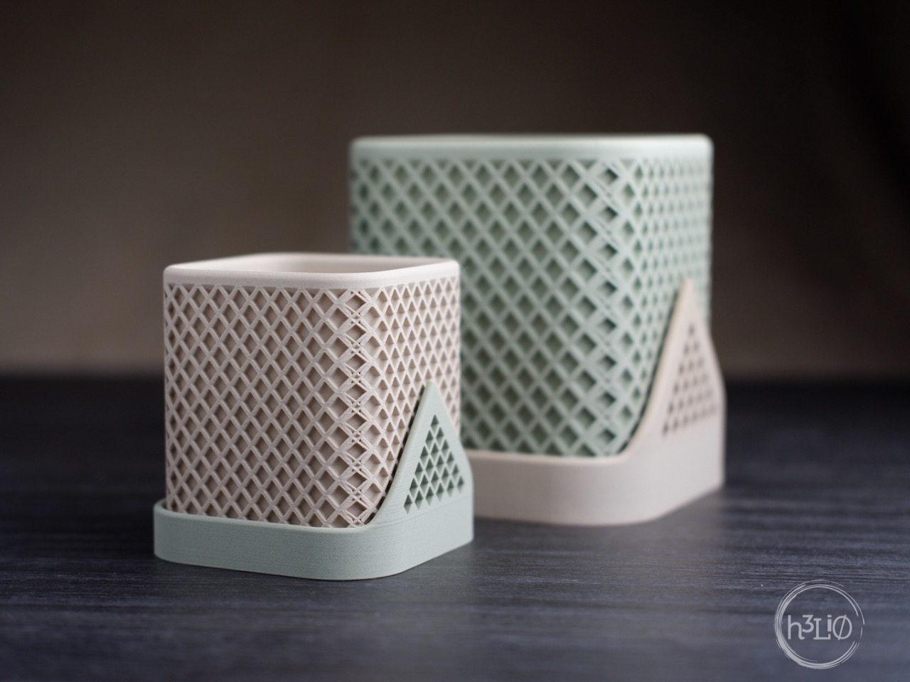 Miniatura 5 do modelo 3D squared polygon planter · polygon plate