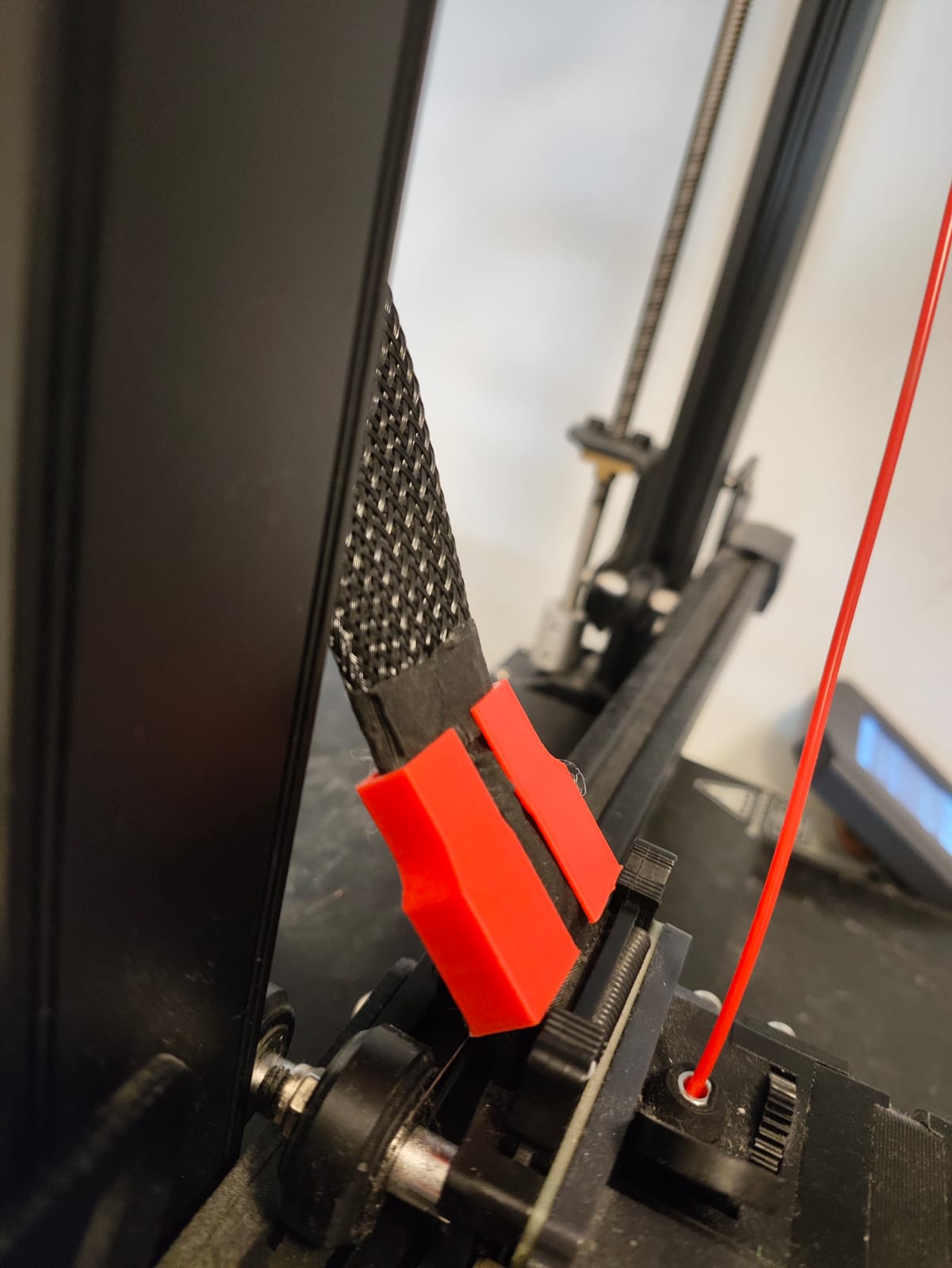 Miniatura 3 do modelo 3D Ender 3 S1 Cable Protector