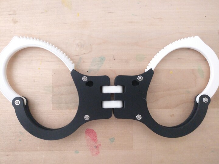 Heavy double hinge handcuffs (remix)