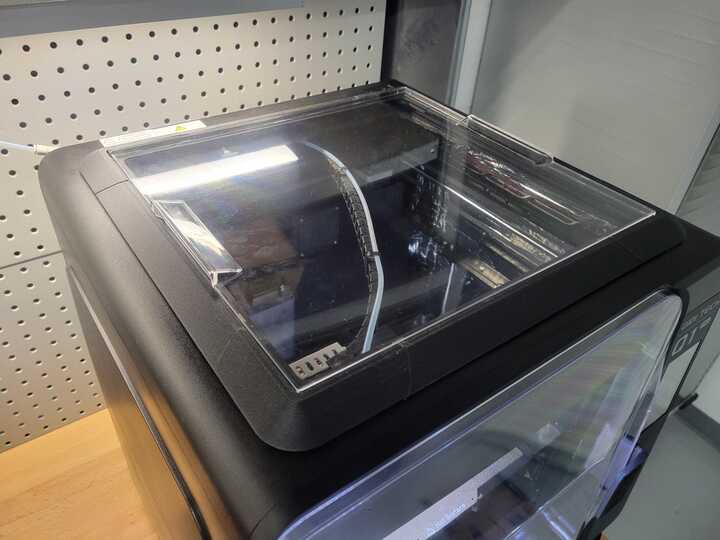 Qidi Q1 Pro Lid Riser, Styled