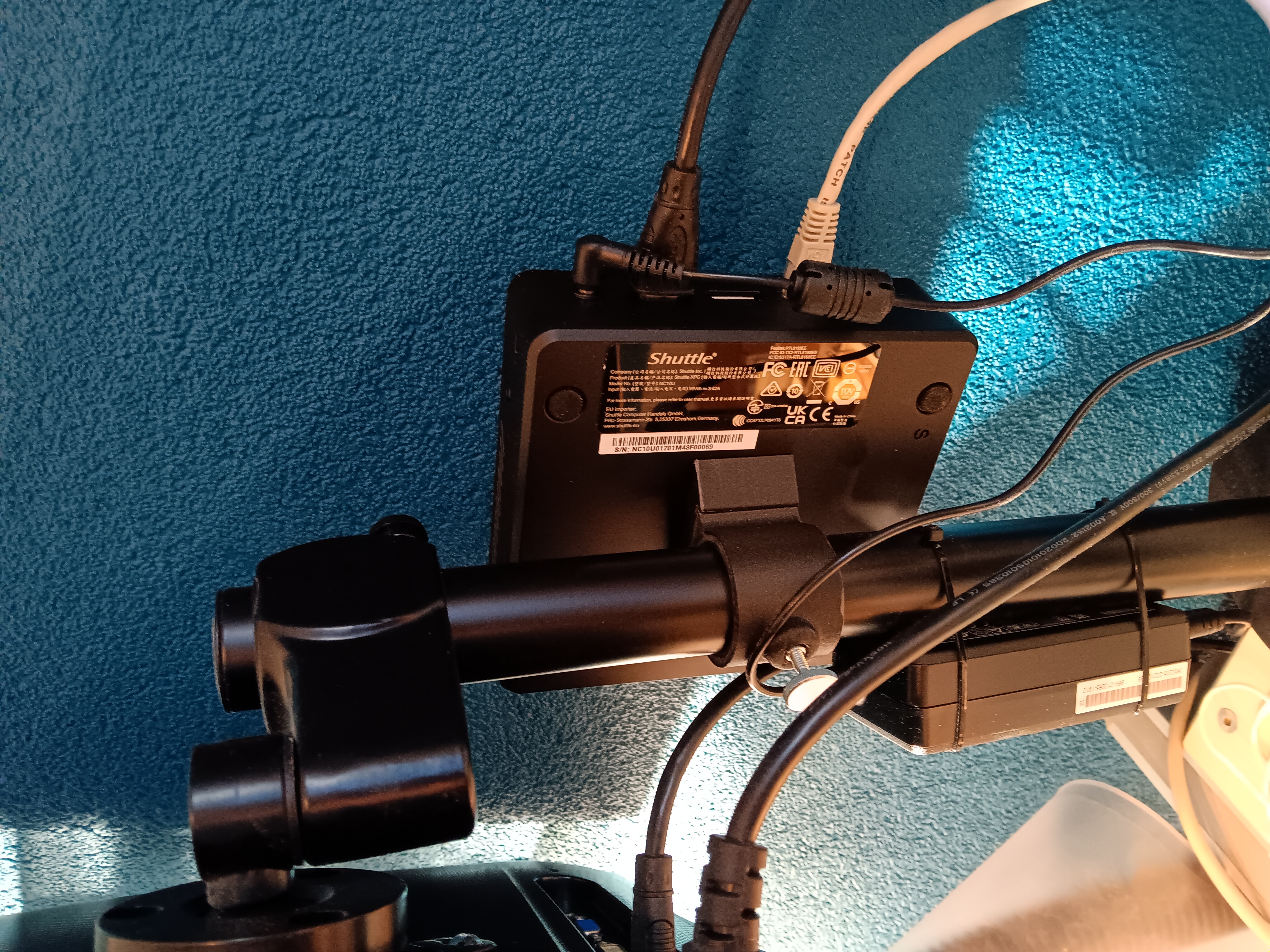 Shuttle Mini-PC clamp