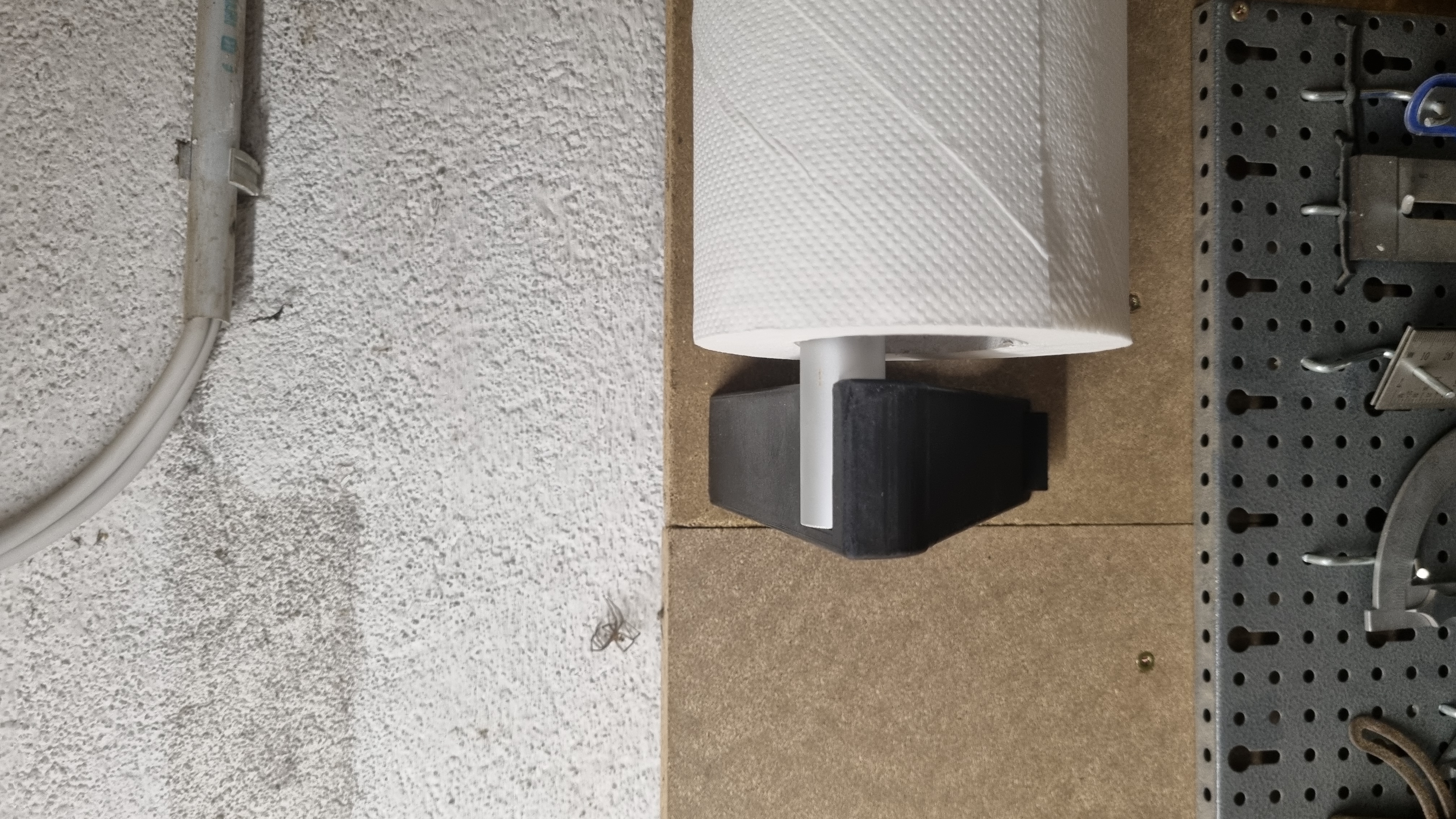 Papierrollenhalter / Papertowelholder / Puztpapier halterung