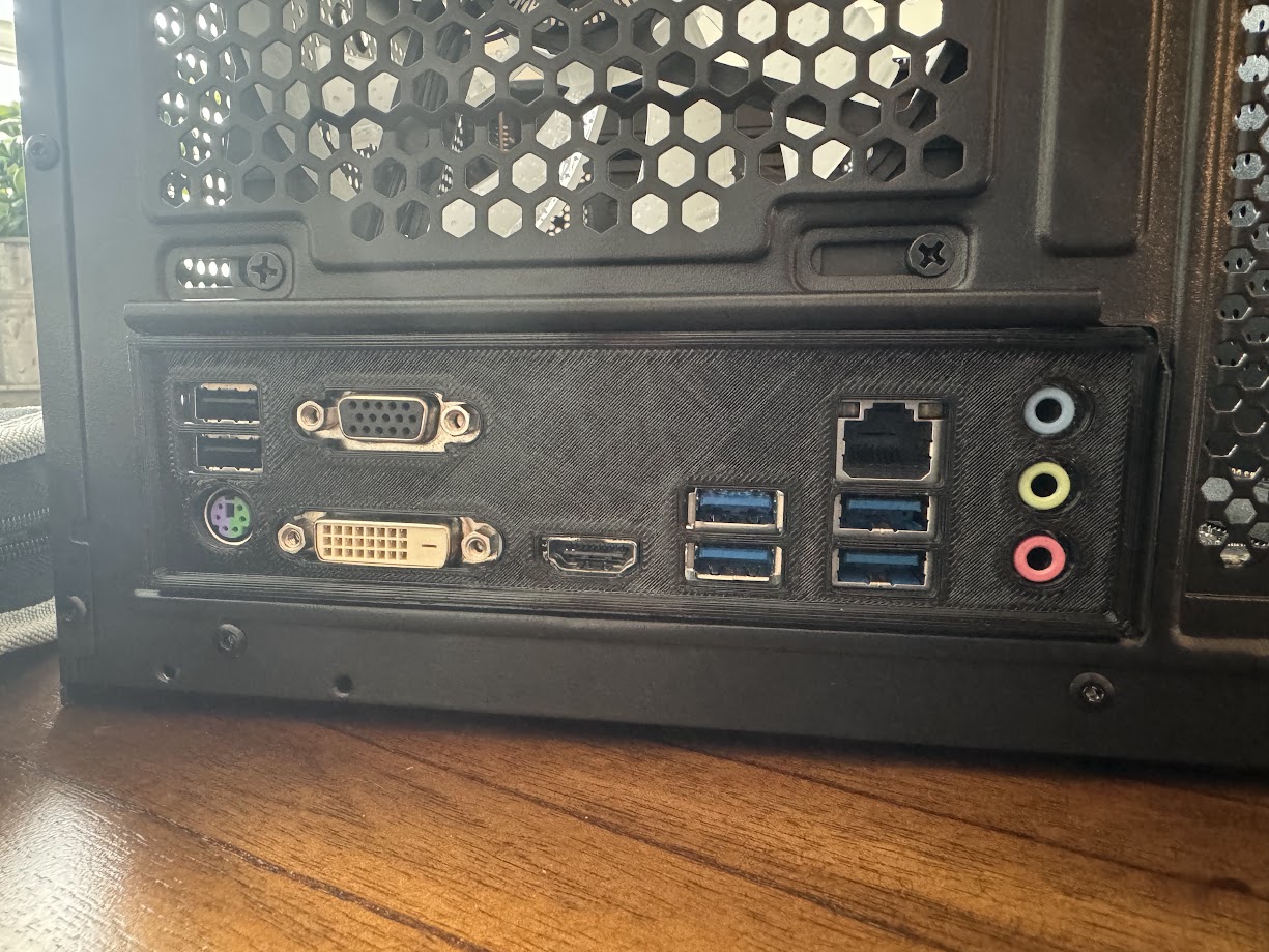 Gigabyte B360M DS3H IO Shield
