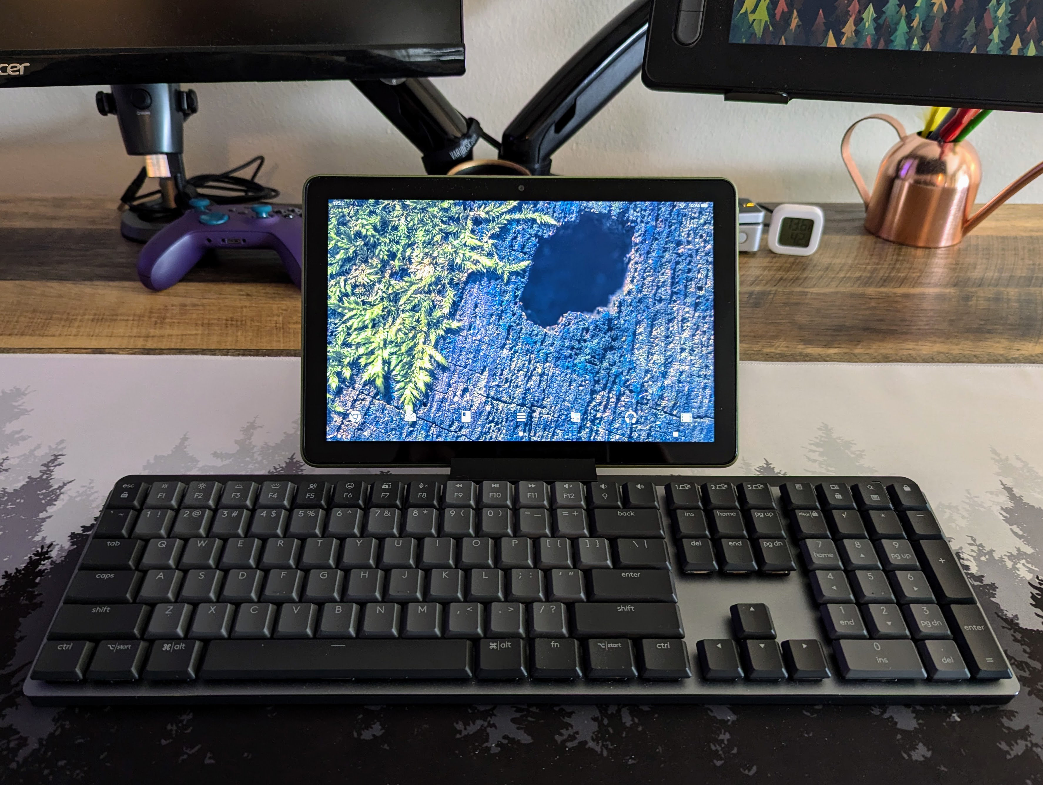 Phone / Tablet Cradle for Logitech MX Mechanical Keyboard