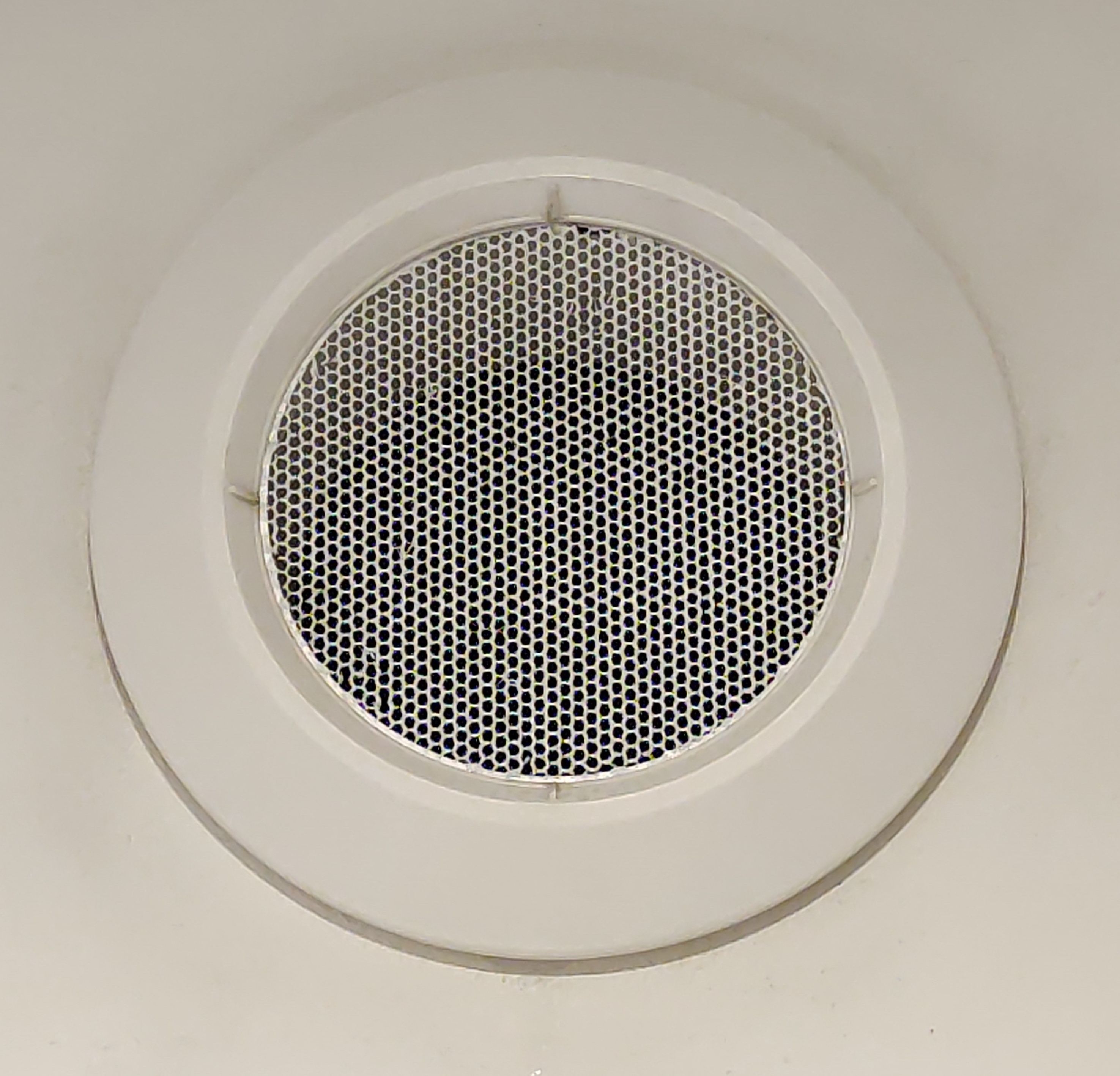 Lüftungsgitter Ersatz für Abluftöffnung 94mm innen + 110x110mm zum Zuschneiden