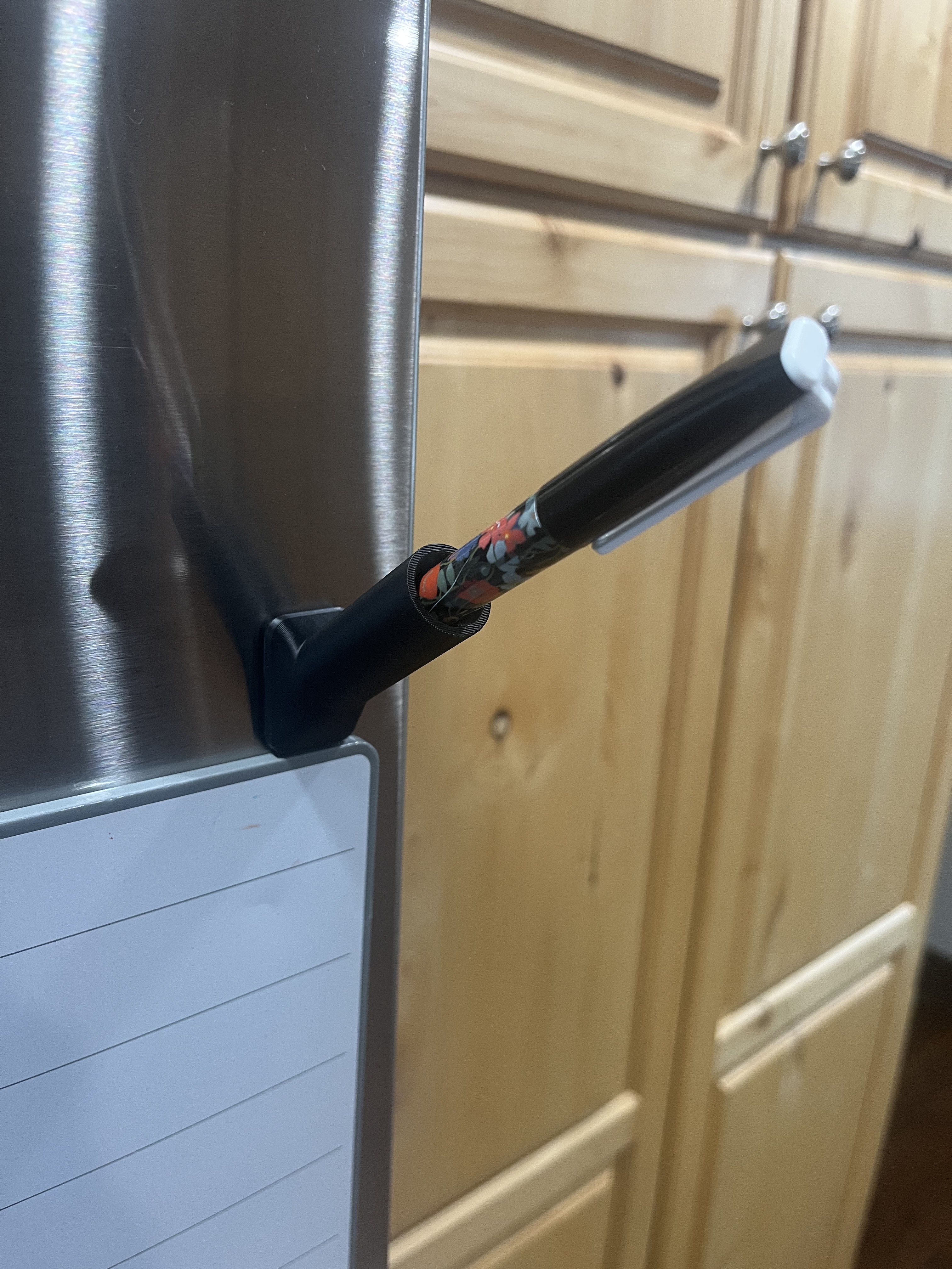 Magnetic Pen Holder (embedded 8mm magnets)