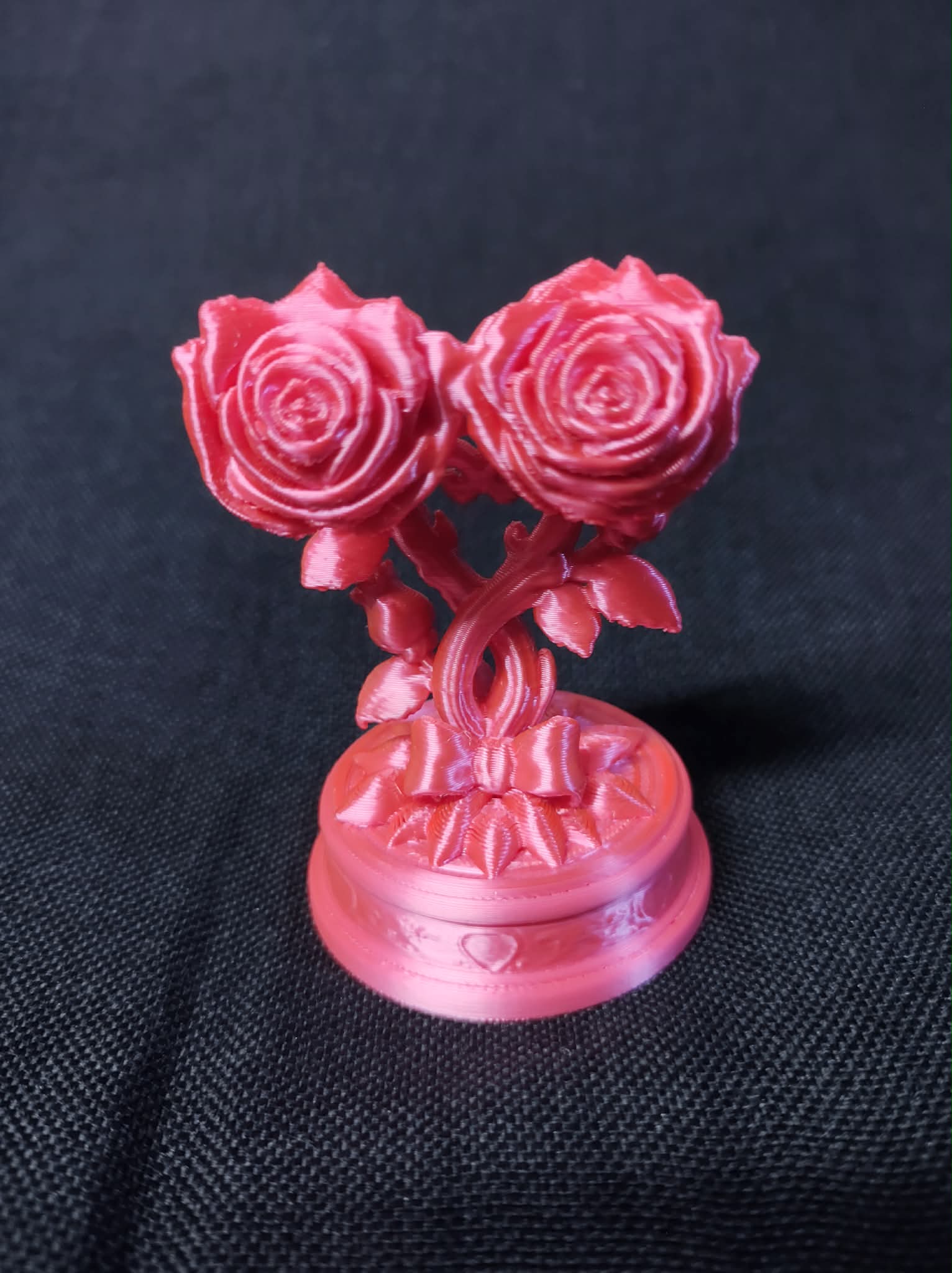 Valentine Eternal Bloom Double Rose Heart Stand With Bow