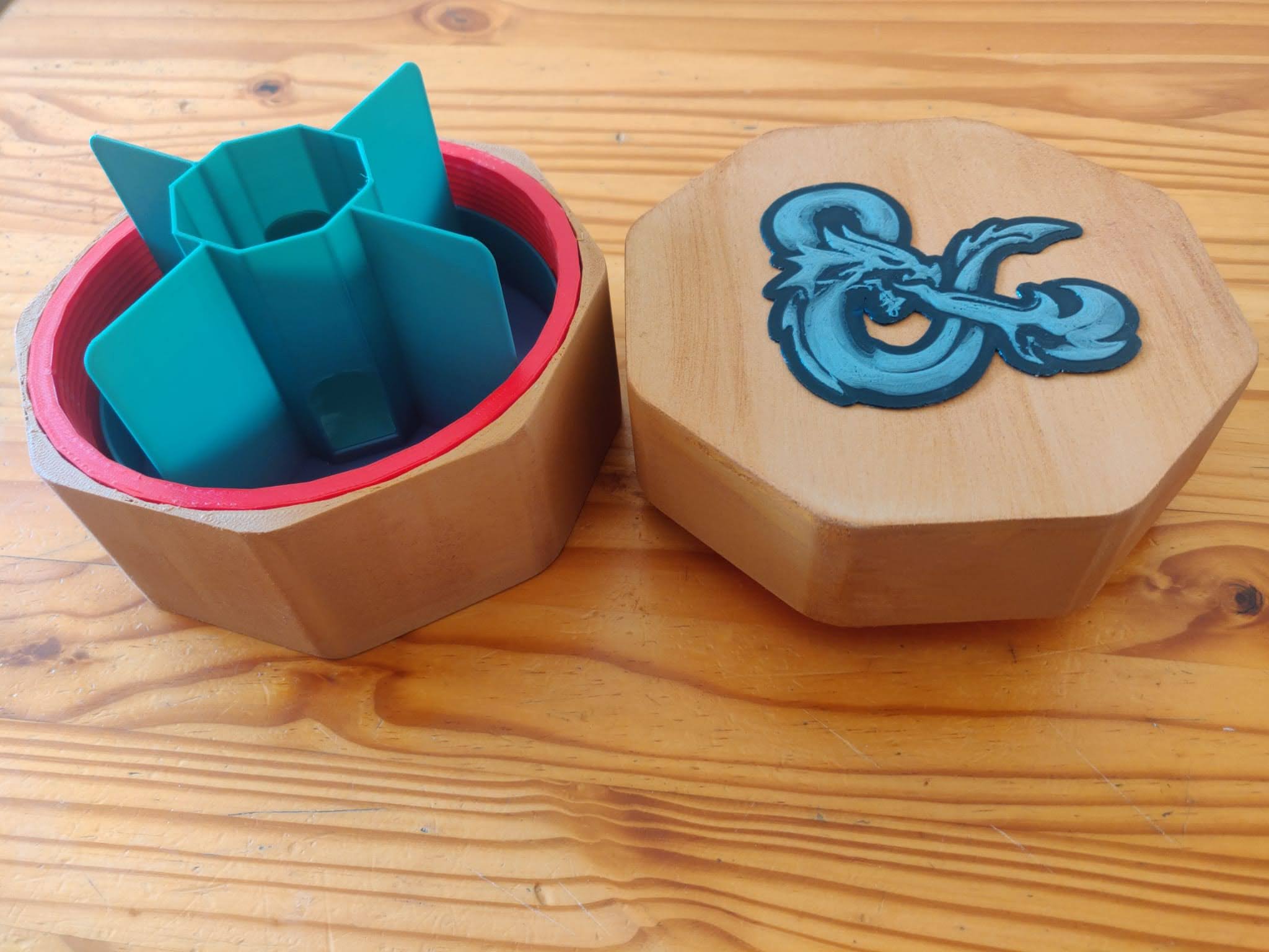 Insert and optional dice tower for D&D Dice Box and Tray [onshape]