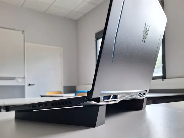 Portable Laptop Stand