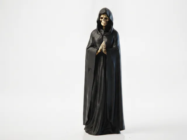 Death Hooded Figure Fantasy Statue 3D Printable