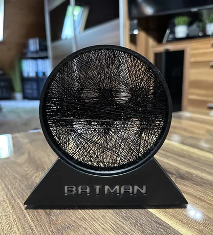 BATMAN STRING-ART / DC UNIVERSE / COMICS