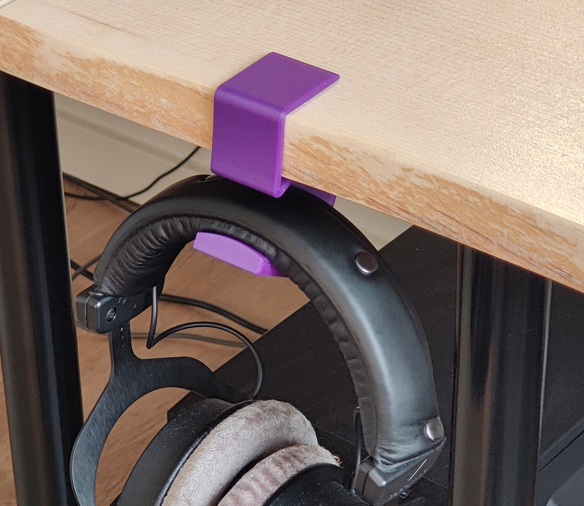 Small/Simple Headphone Holder