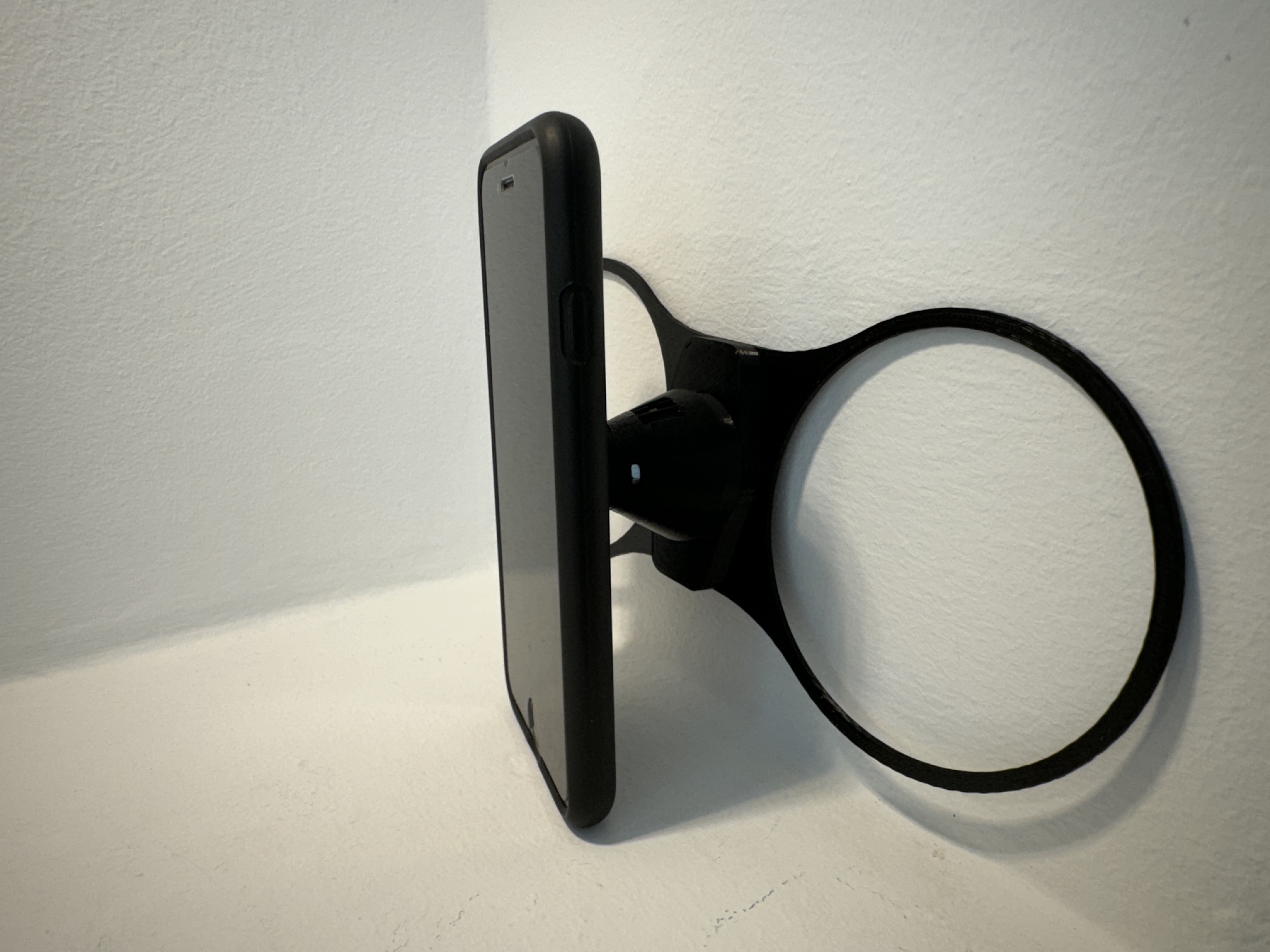 Audi TT  Quadlock Phone Holder