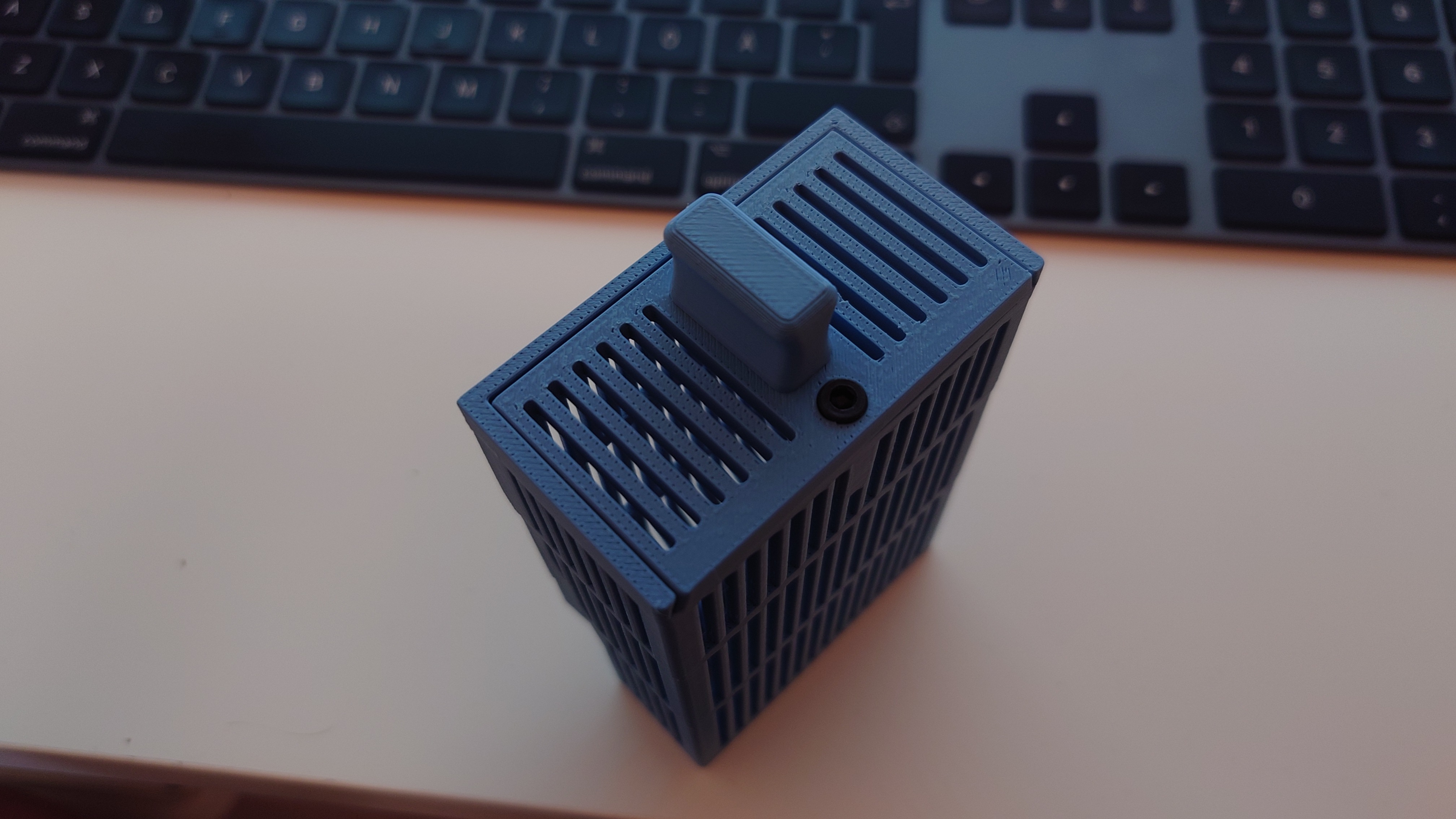 Python AMS - Silica Gel Box by humebeam | Download free STL model ...