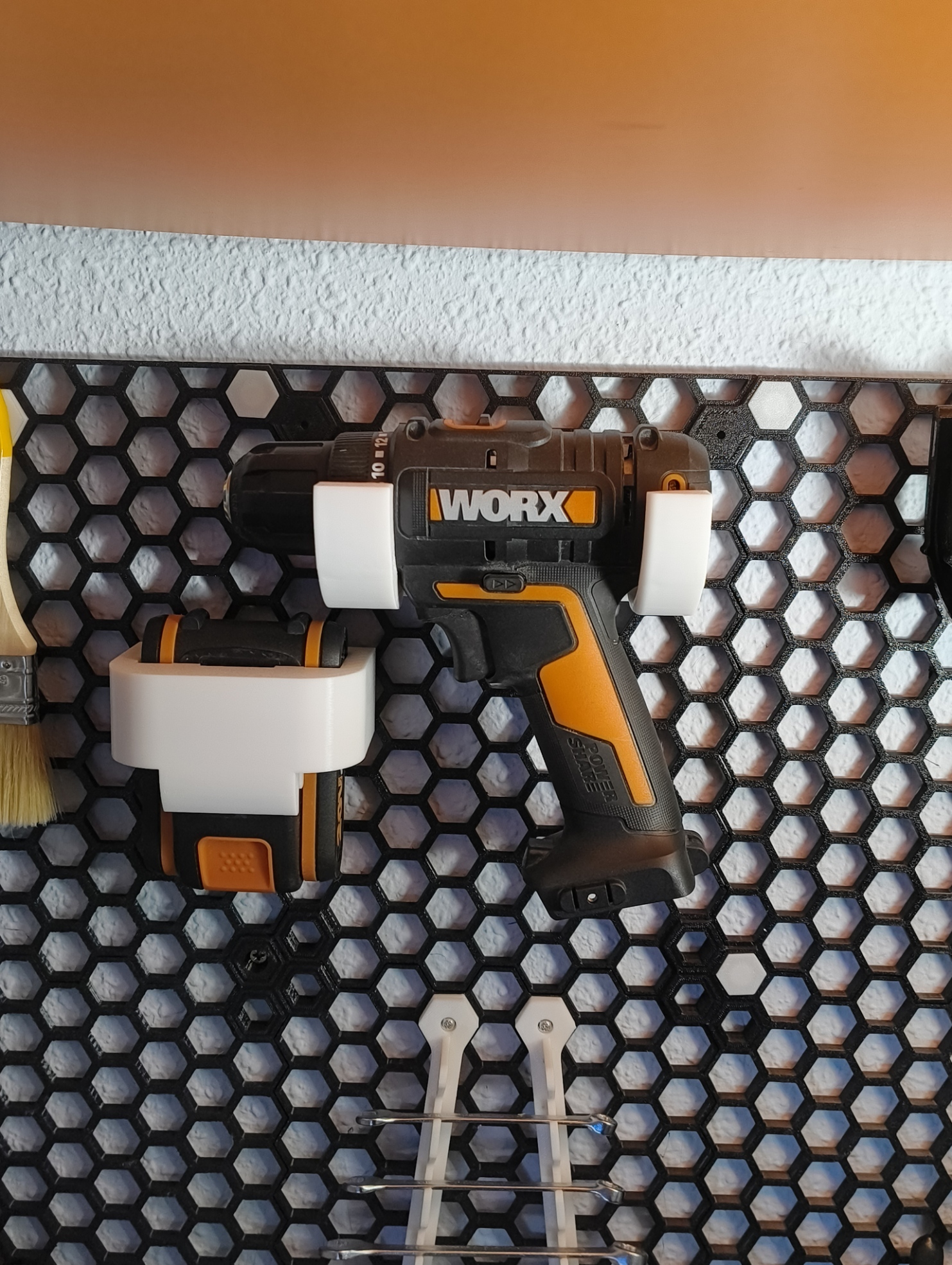 Worx Wx100 Holder for HoneyCombWall