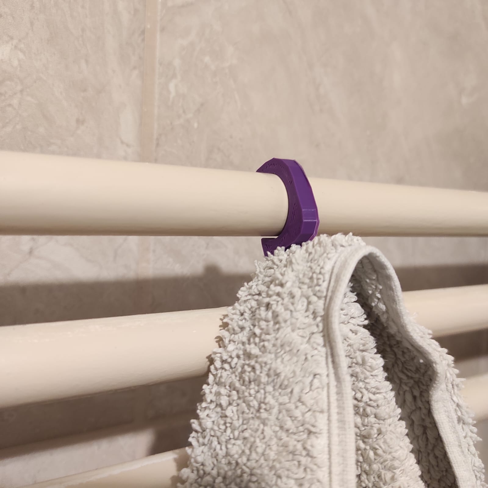 Bathroom hanger for towels and clothes by Alpéren | Download free STL model | Printables.com