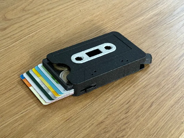 Cassette Wallet (print in place)