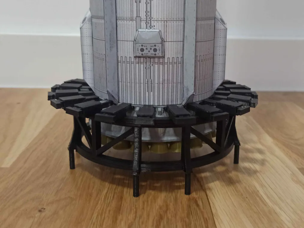 Super Heavy Transport Stand 1:100 Scale