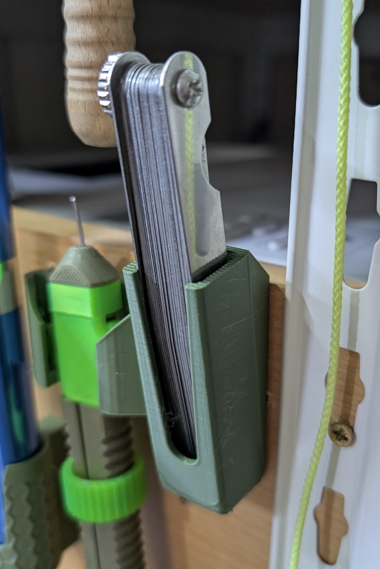 Feeler Gauge Holder - screwable
