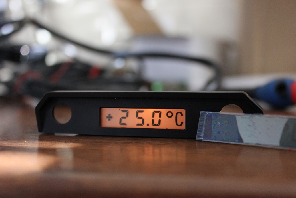 UPDATED! Outside temperature display suitable for w201