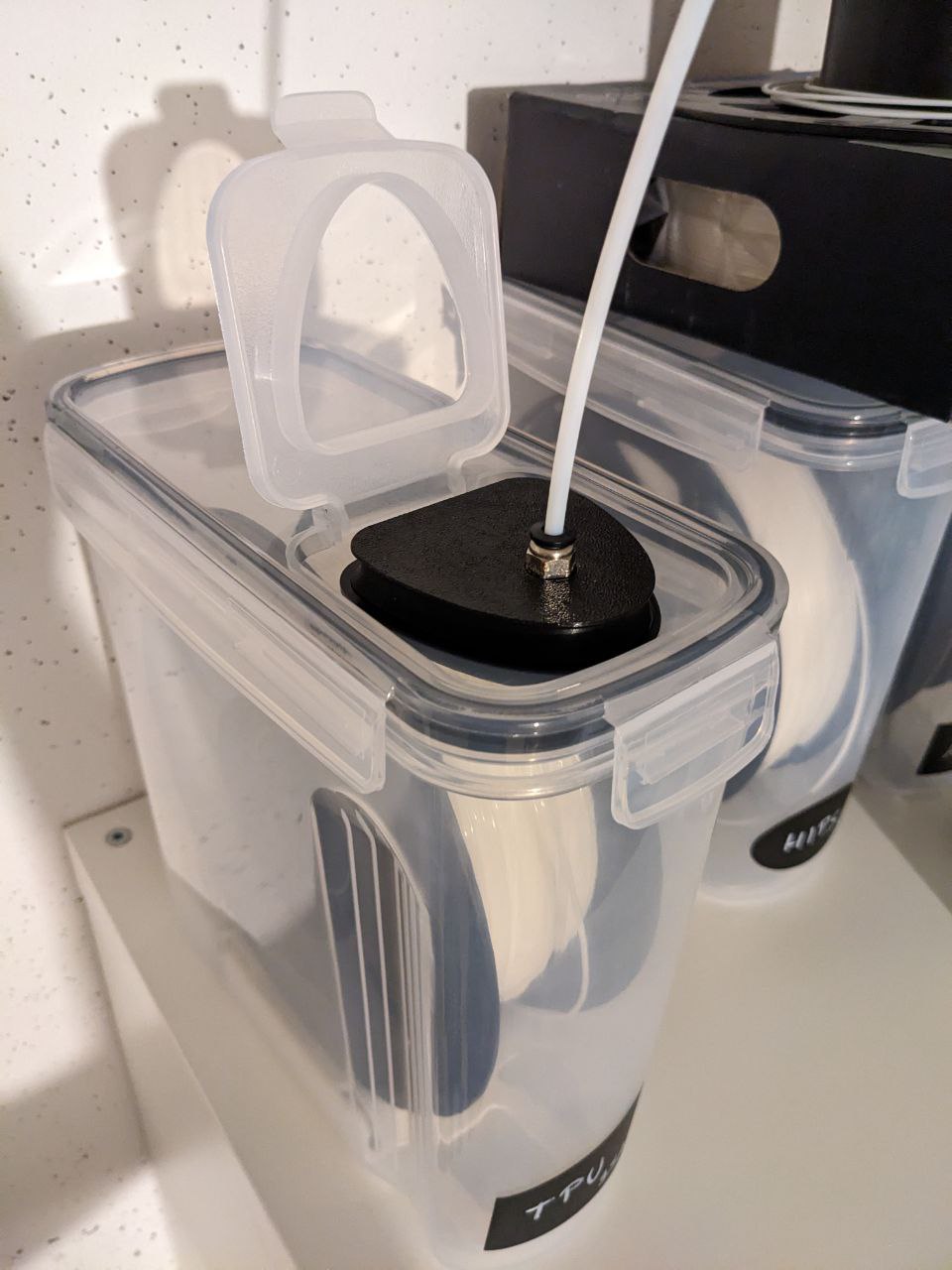 Cereal container filament drybox PTFE cap por Micha | Descargar modelo ...