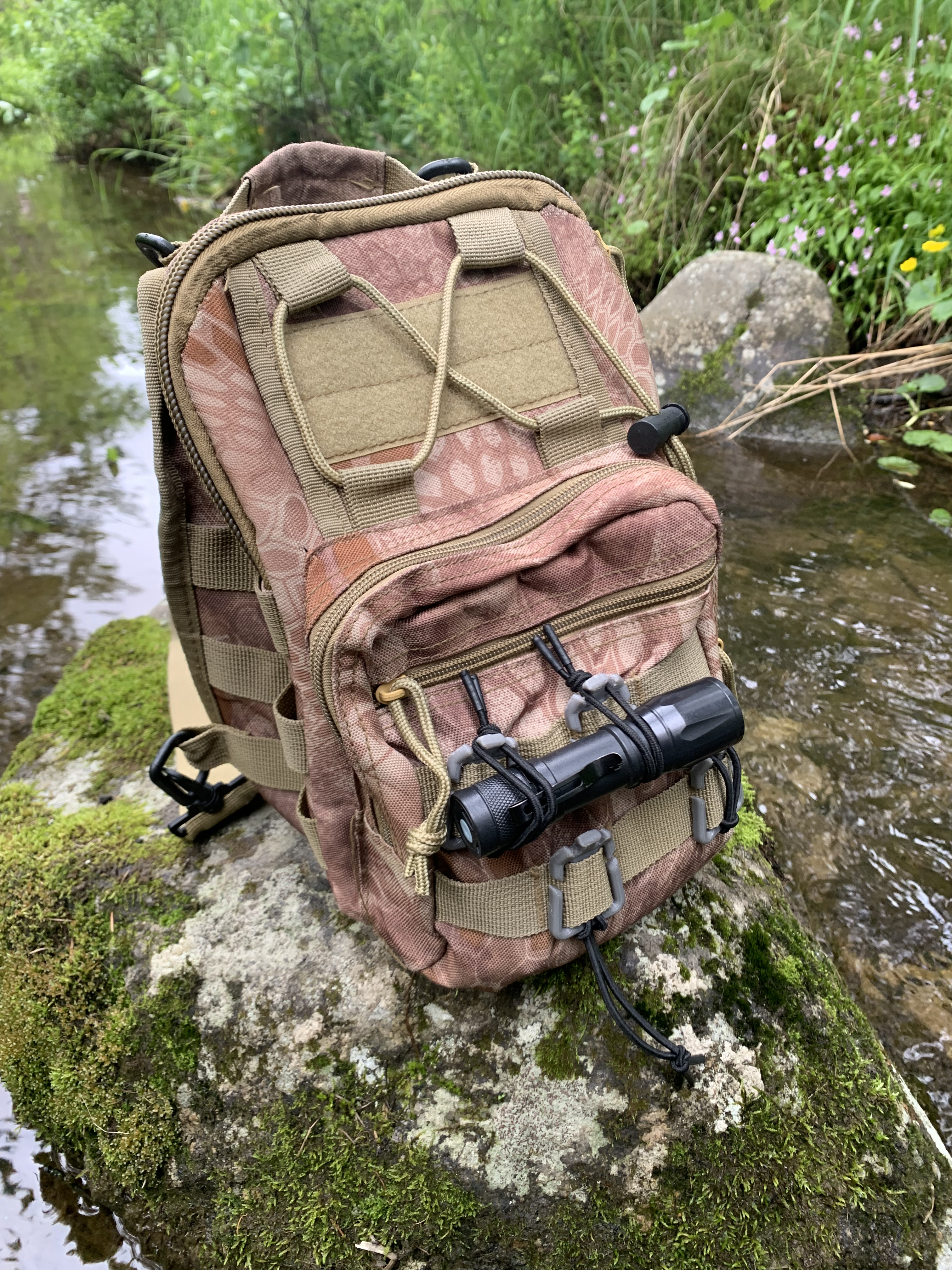 MOLLE Universal holder