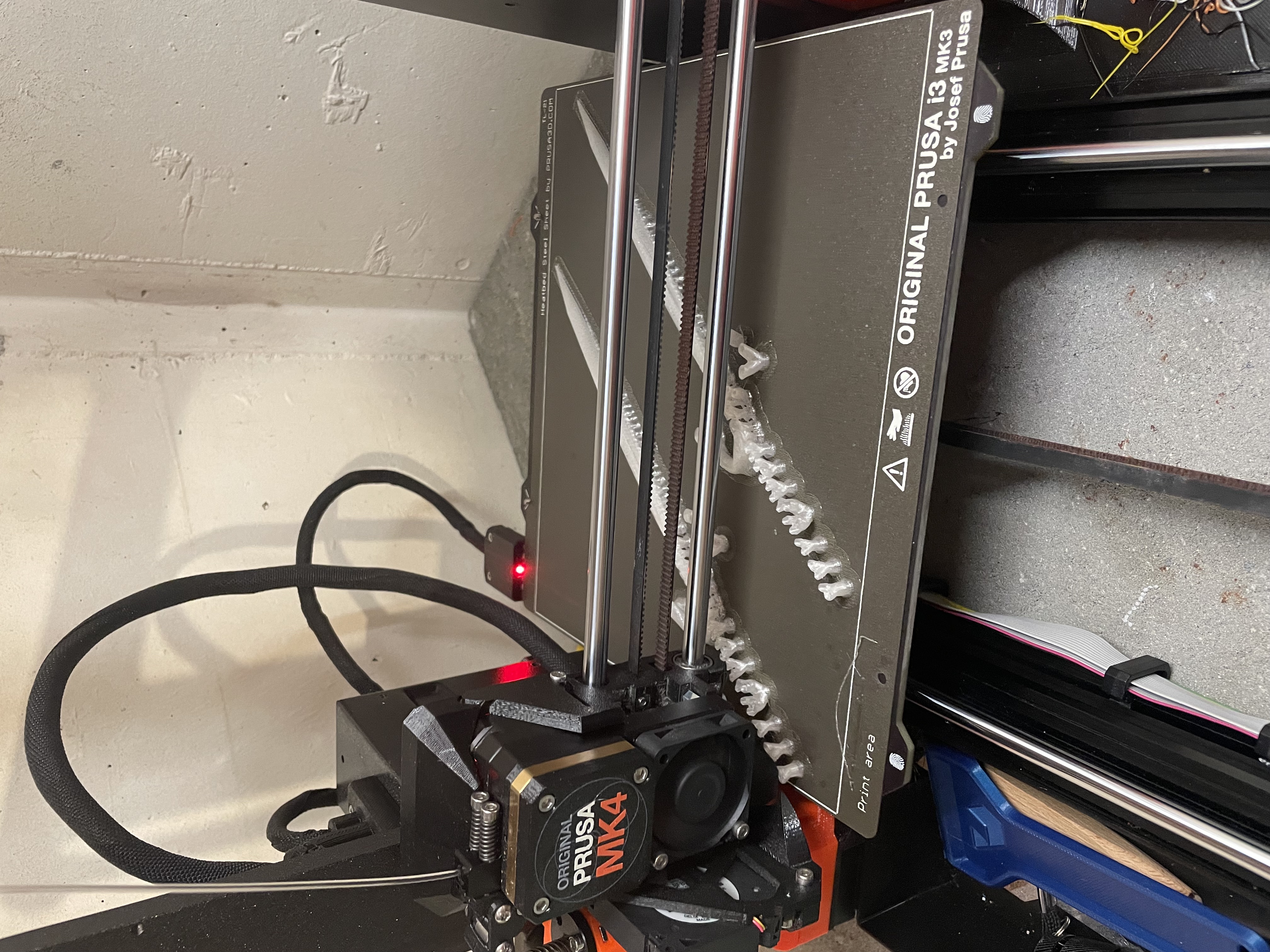 Miniatura 4 do modelo 3D Stackable Plant Support
