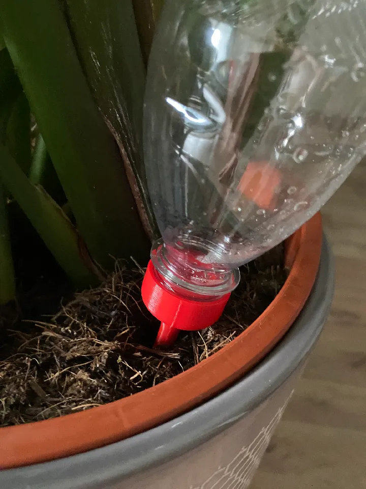 Plant Waterer by Luggi | Download free STL model | Printables.com