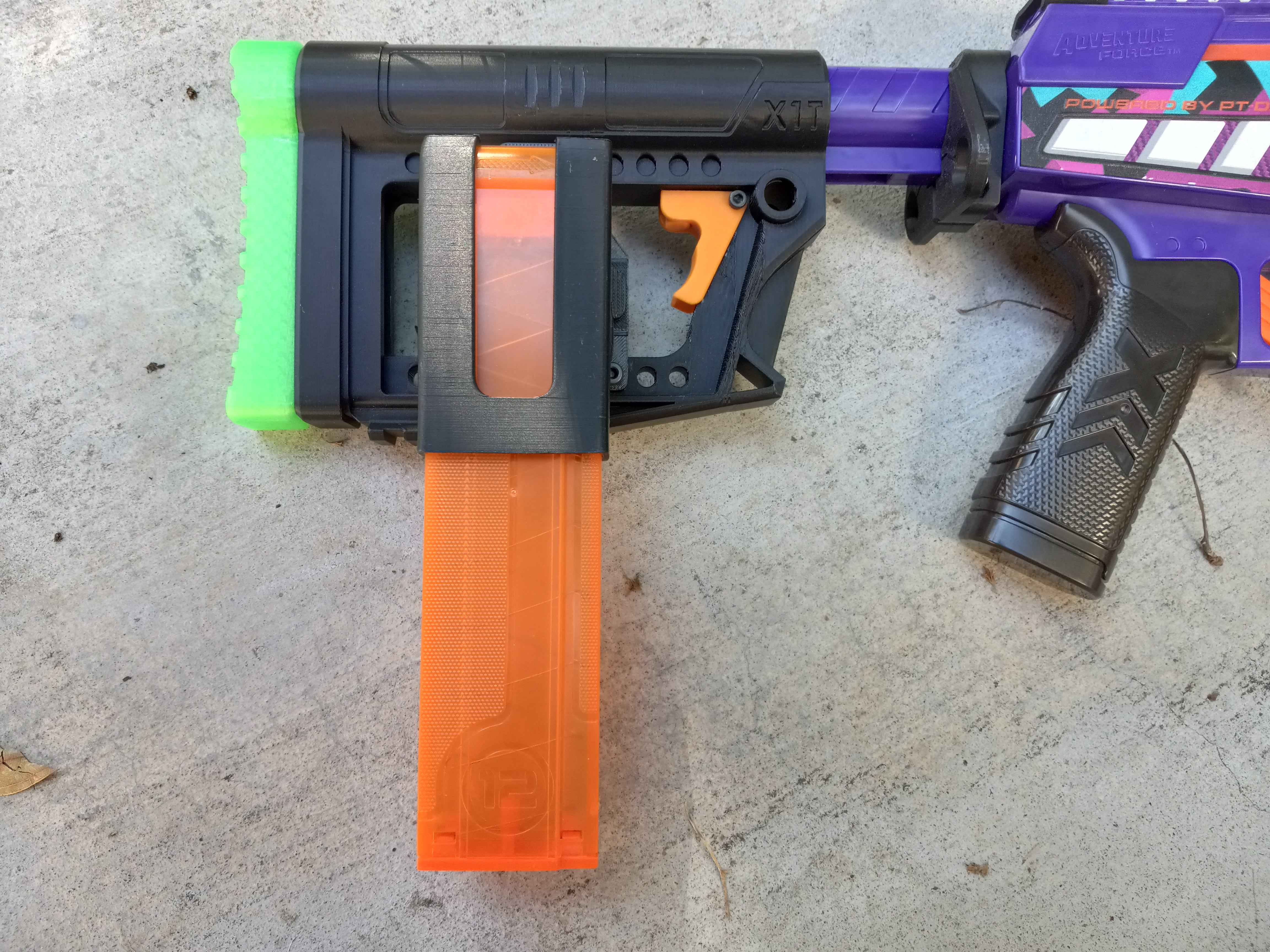 Picatinny Mounted Talon Magazine Holder