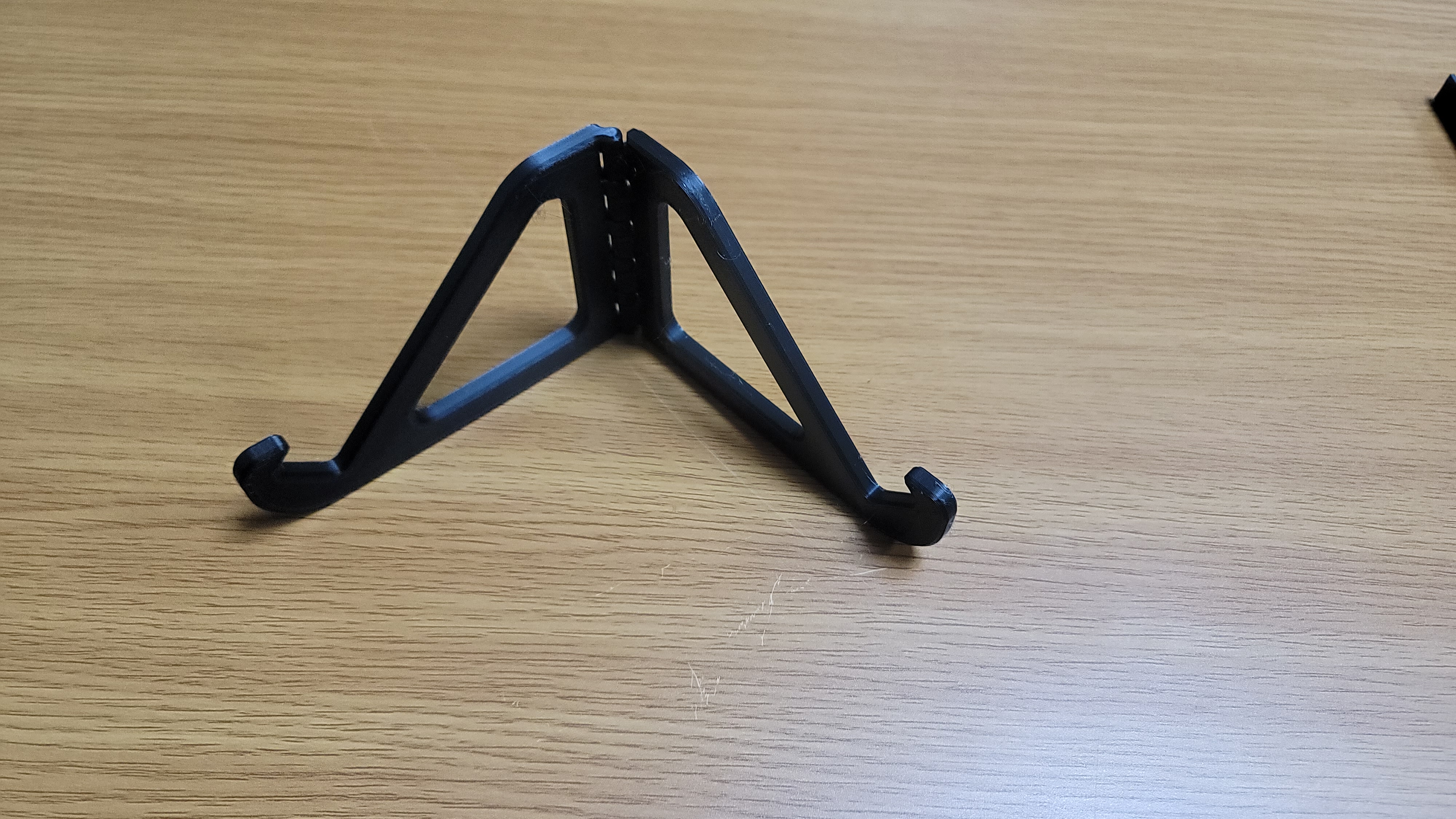Miniatura 3 do modelo 3D Foldable tablet stand