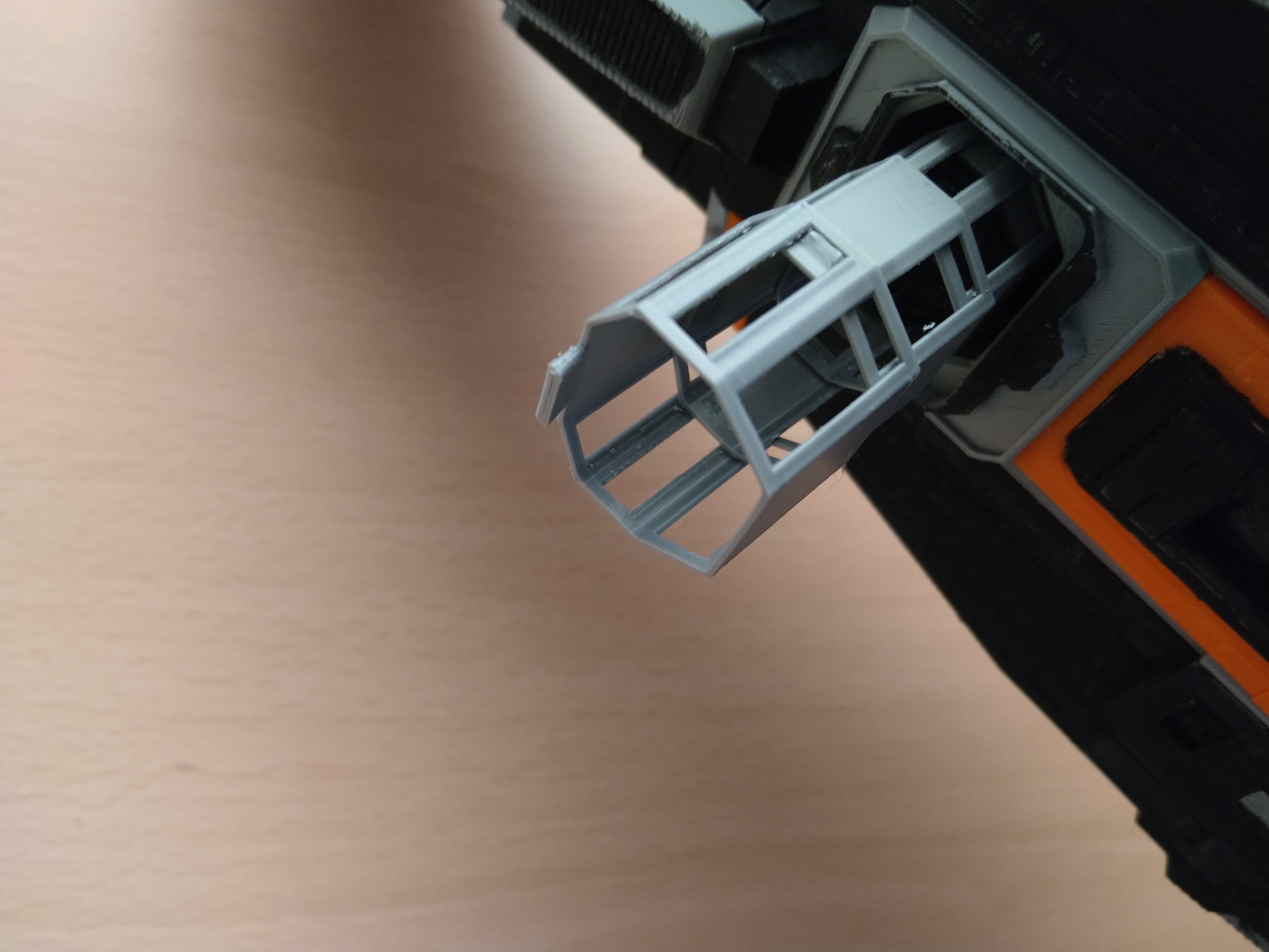 Stronger Handle on Airbridge