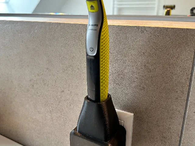 OneBlade Holder with Charger