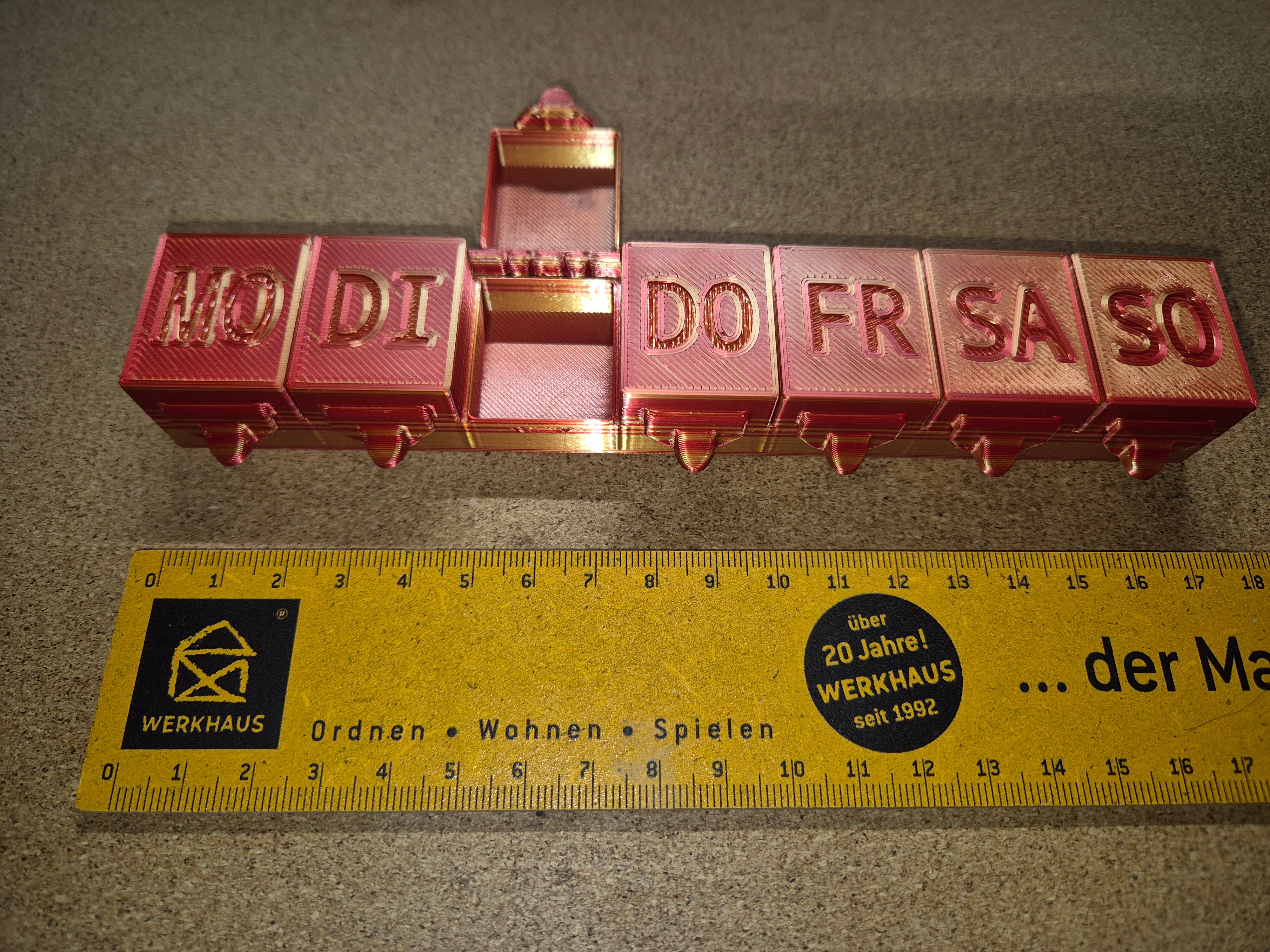 Weekly Pill Box with Braille, German & English Labels – Large Compartments