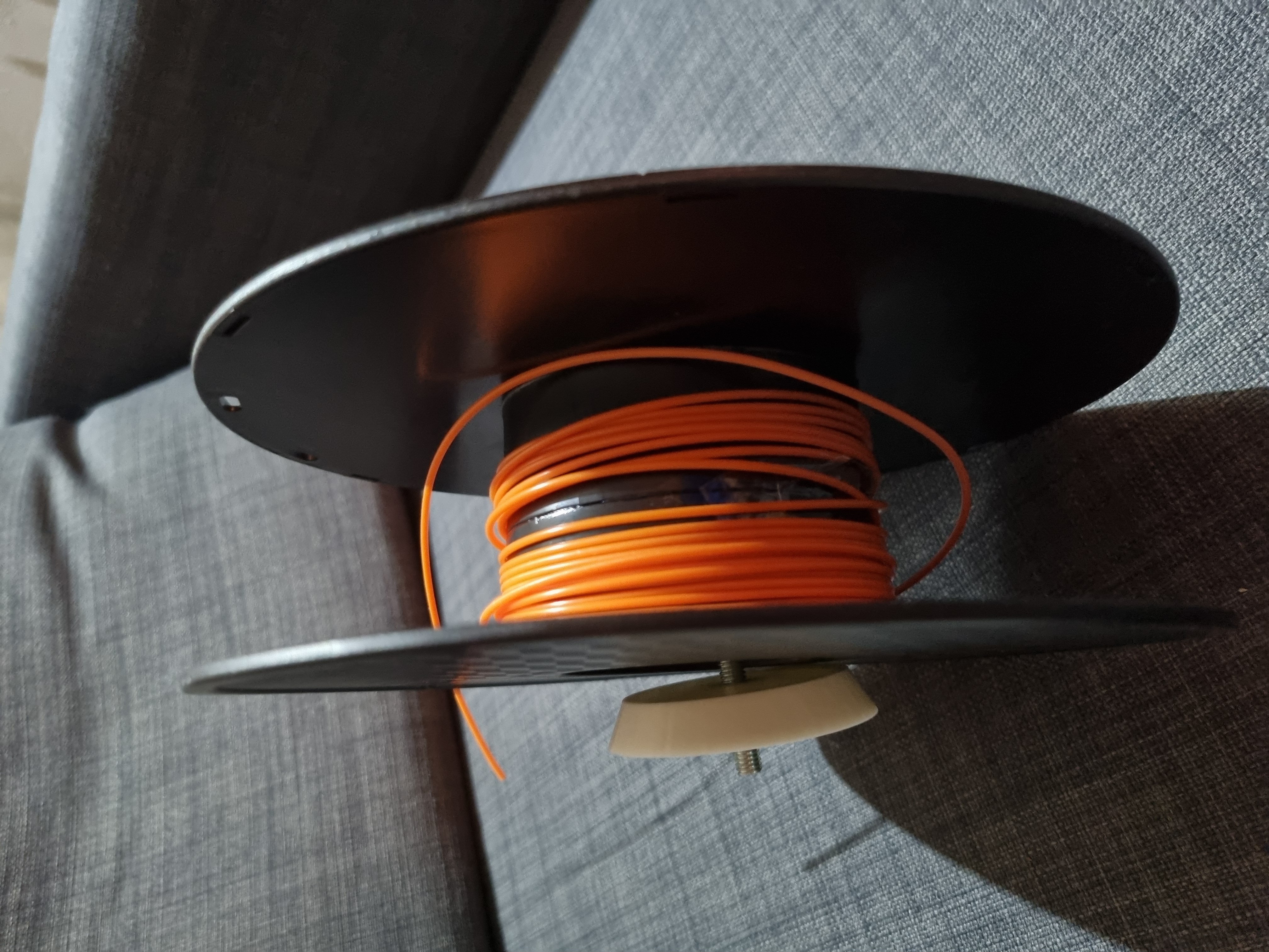 Simplest re-spooler for filament winder